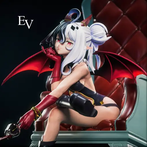 EV Studio - Luna Schaurig Virtual YouTuber Statue 