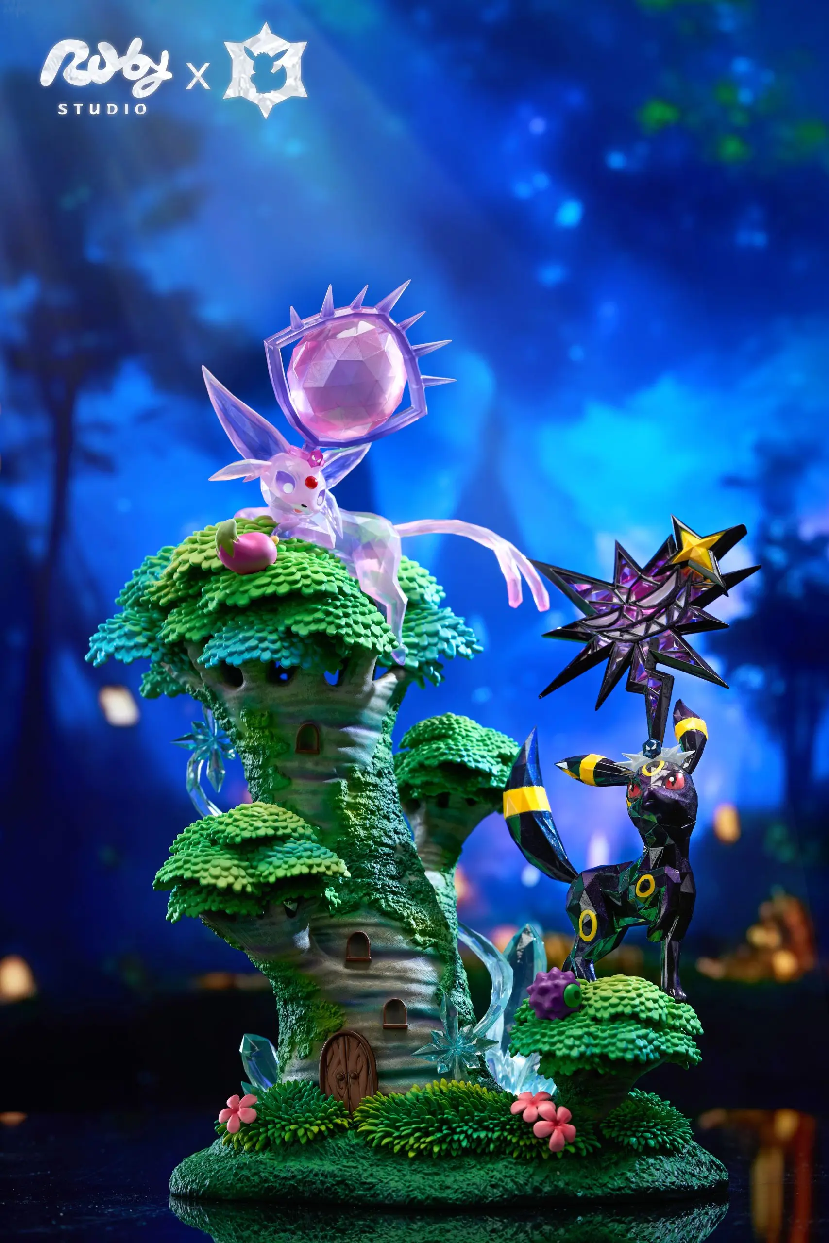 Ruby Studio - Pokemon Terastal Eevee Forest #3 Sun and Moon Statue(GK)