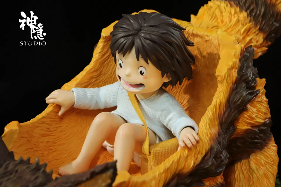 ShenYin Studio - Mei & Cat Bus with LED Statue