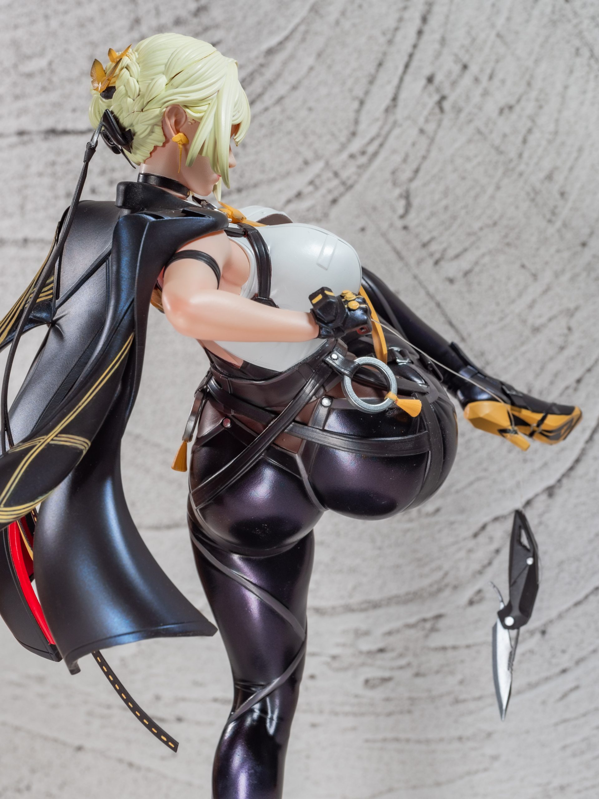 Zenless Zone Zero Series Evelyn Chevalier Statue (GK) -Xing Zhe Studio