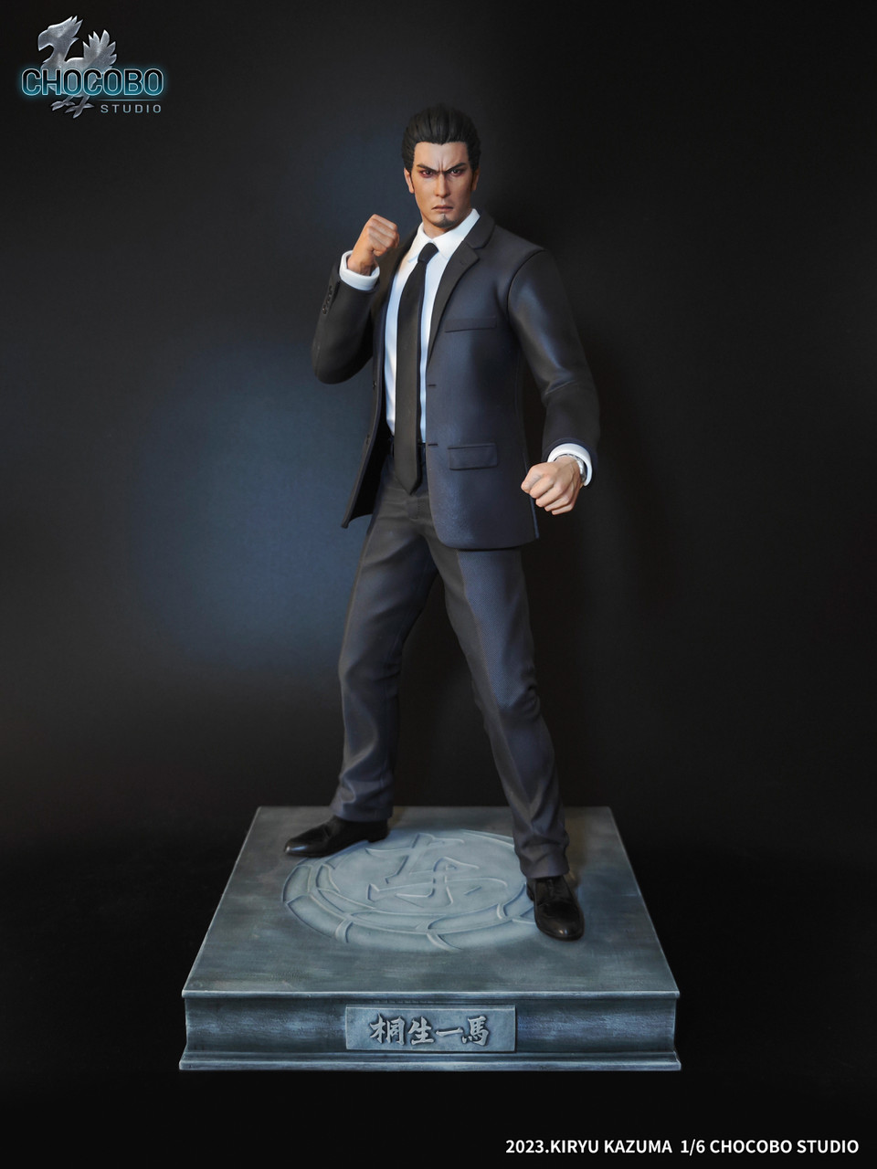 In stock-Yakuza-Kazuma Kiryu White version & blackboard 1/6 statue GK, CHOCOBO studio