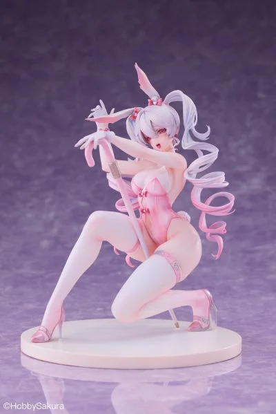 Staff Bunny Girl (Licensed) 1/6  Statue (GK)  - Hobby Sakura