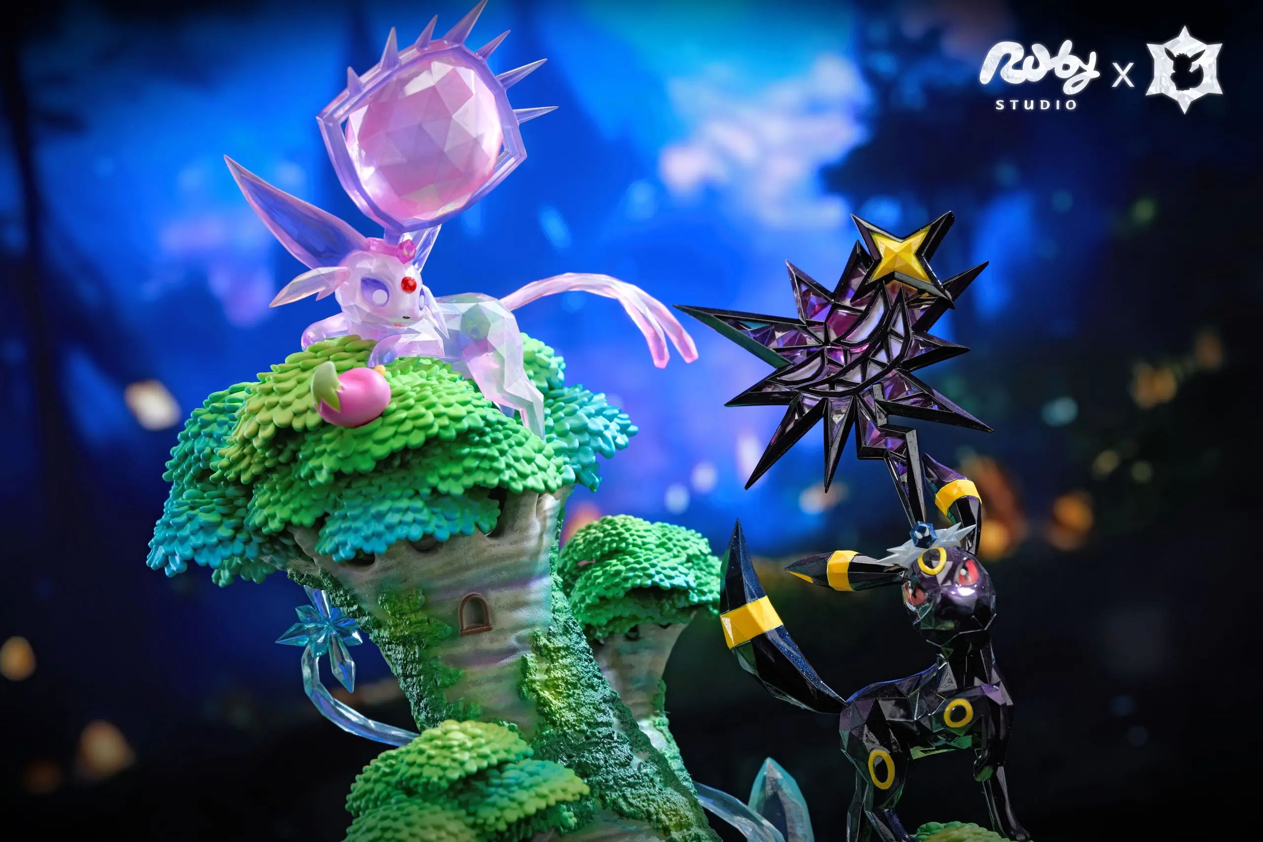 Ruby Studio - Pokemon Terastal Eevee Forest #3 Sun and Moon Statue(GK)