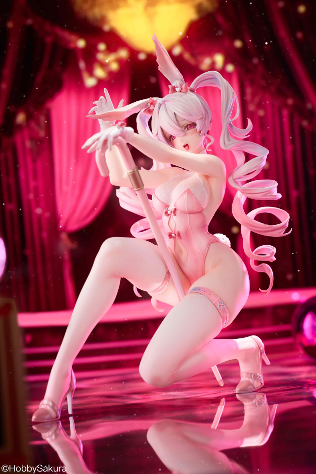 Staff Bunny Girl (Licensed) 1/6  Statue (GK)  - Hobby Sakura