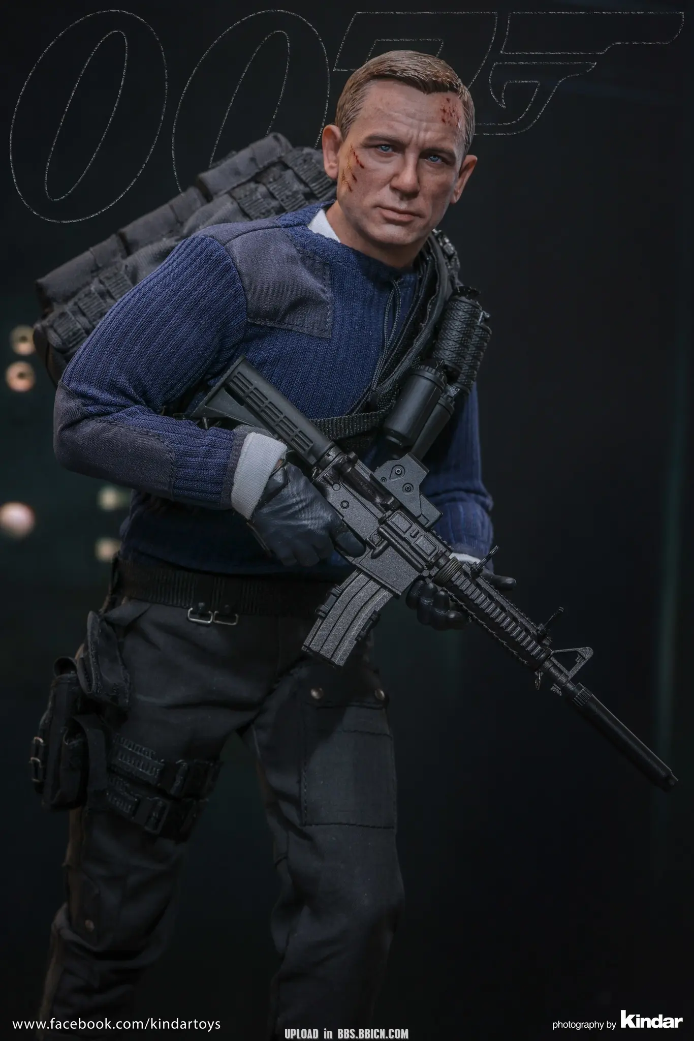 Hottoys - No Time To Die James Bond (Commando Outfit) 1/6th scale Collectible Figure MMS804 (Licensed) Statue(GK)