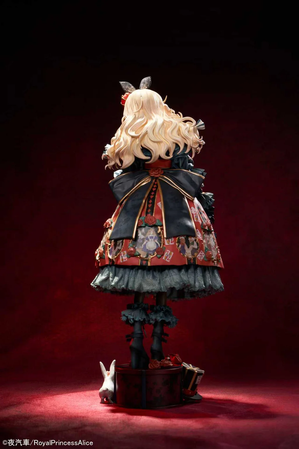 MAGI ARTS - Original Red Queen and Princess Alice Figure Licensed 