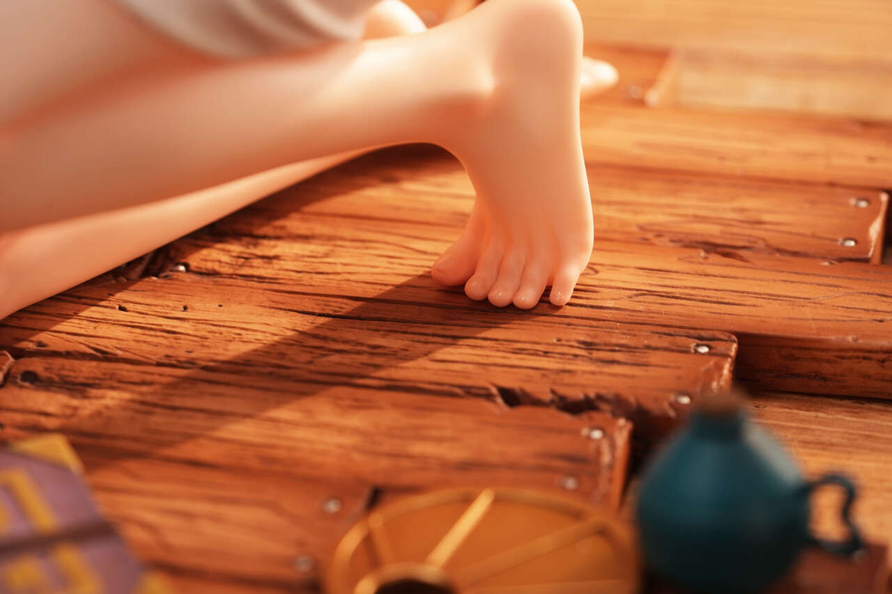 Frieren: Beyond Journeys End - Clothing Dissolving Solution 1/4 Statue (GK)- QuietArt x Hera Studio -KWII-GK