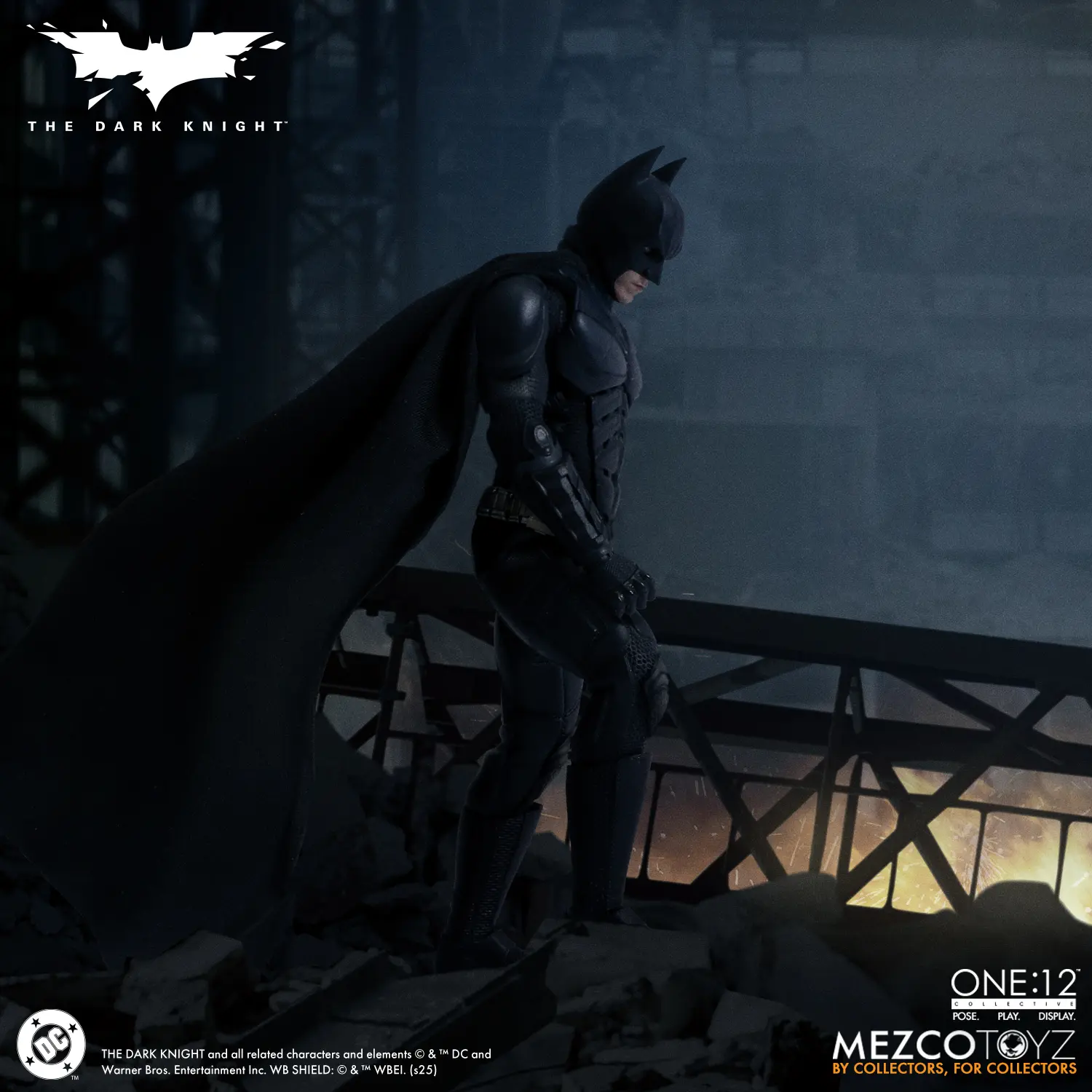 Mezco Studio - 1/12 Batman The Dark Knight (2008 Movie Version) Batman (Licensed)Statue(GK)