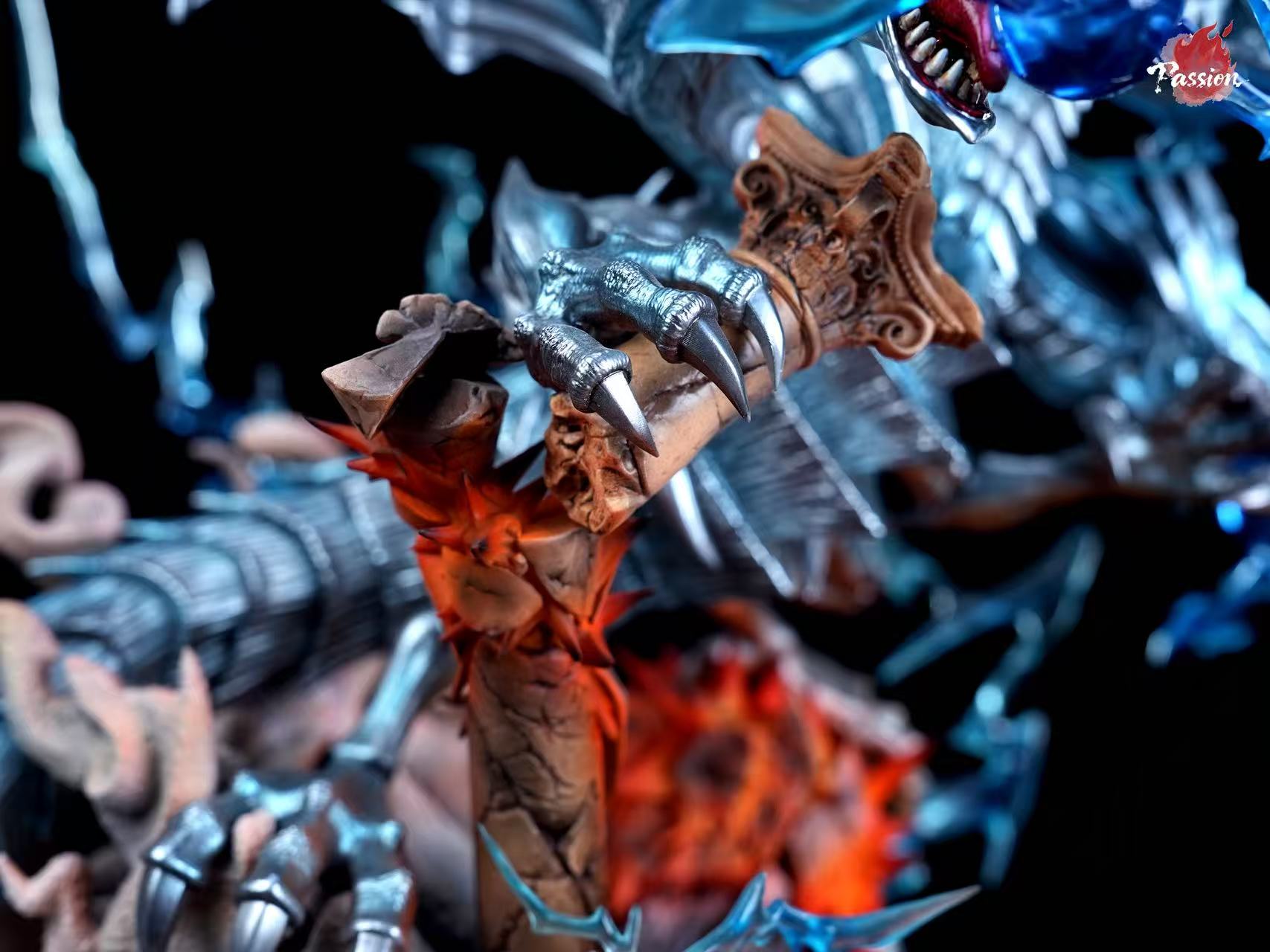 Passion Studio Blue-Eyes Ultimate Dragon Yu-Gi-Oh statue