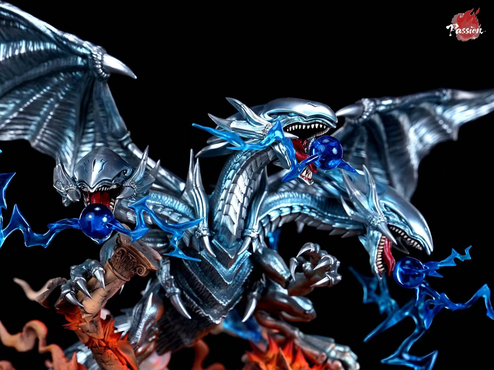 Passion Studio Blue-Eyes Ultimate Dragon Yu-Gi-Oh statue