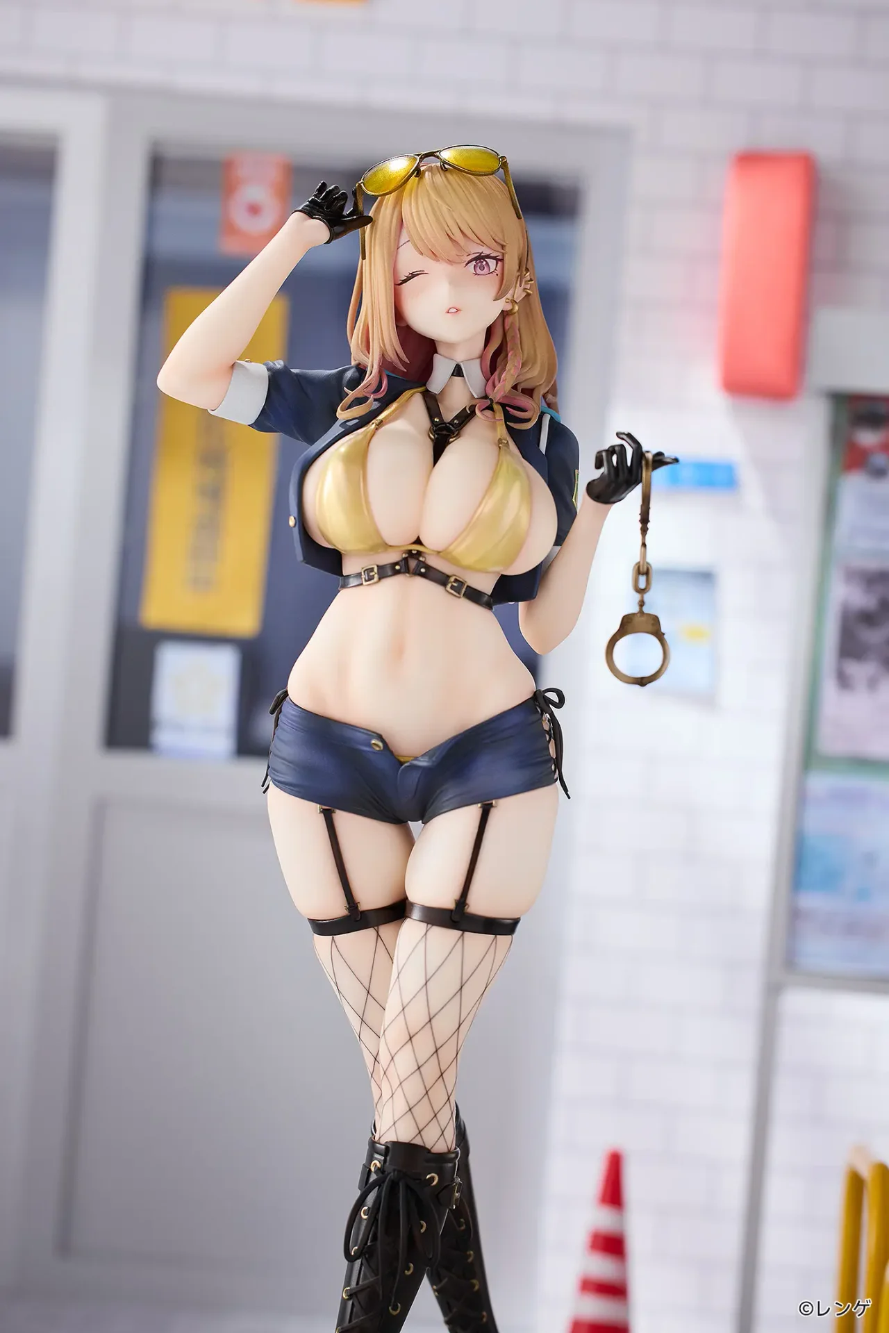 Hanabee - Original Gyaru Fukei-san Takanashi Arisa 1/6 Figure (Licensed)Statue(GK)