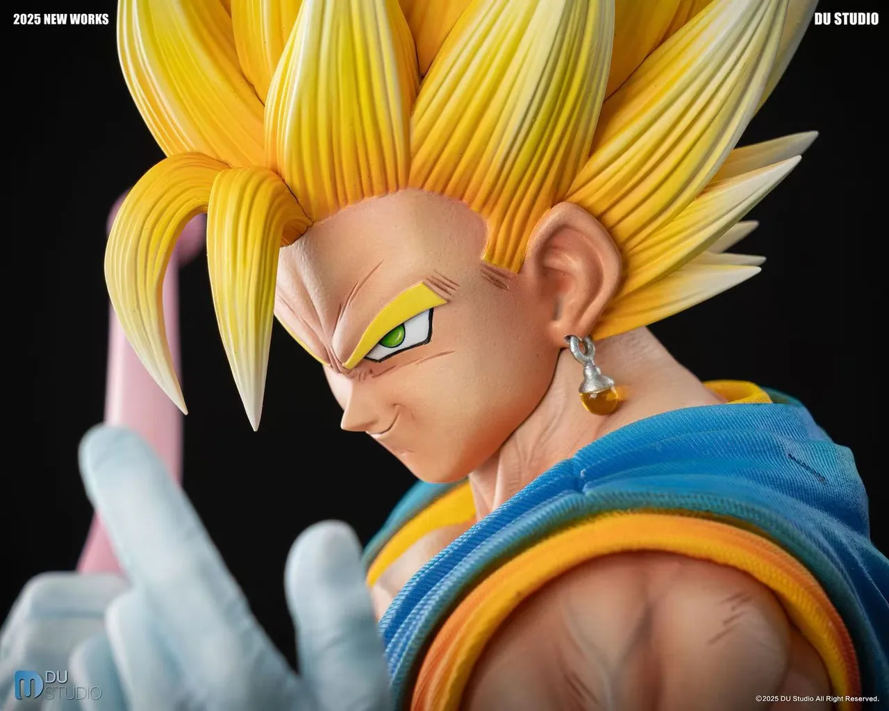 Dragon Ball Vegito with LED 1/6 & 1/4  Statue(GK) -DU Studio-KWII-GK