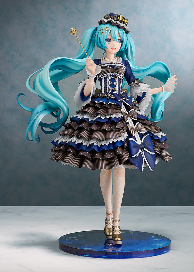 Hatsune Miku a la mode Version-Vocaloid 1/7 Scale Statue(GK) -GSC Studio 
