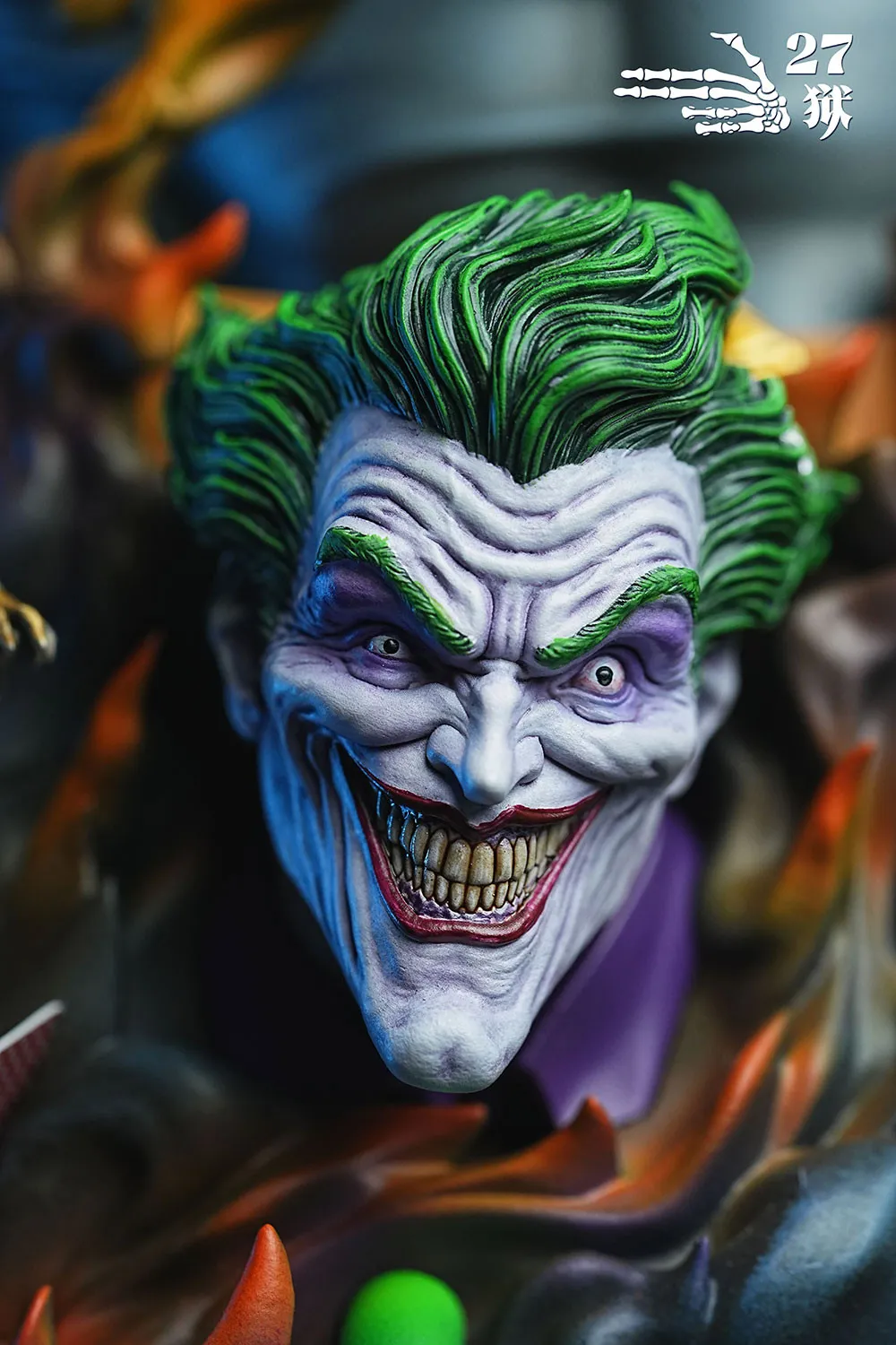 27abyss Studio - Batman Bust DC Comics Statue