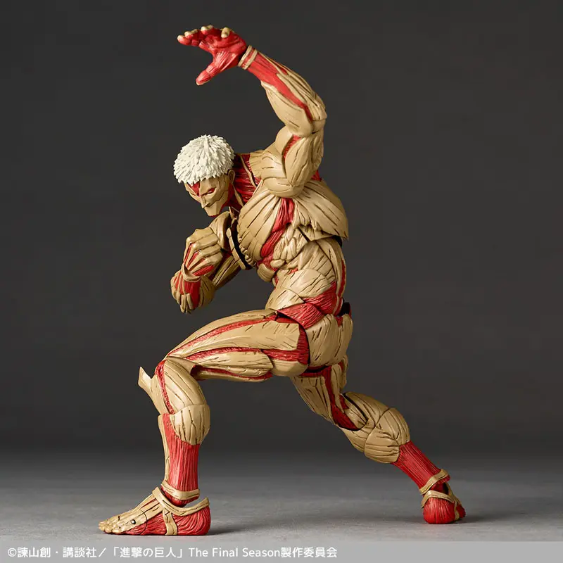 Kaiyodo - Revoltech Amazing Yamaguchi Attack on Titan Armored Titan & Female Titan (Licensed)Statue(GK)
