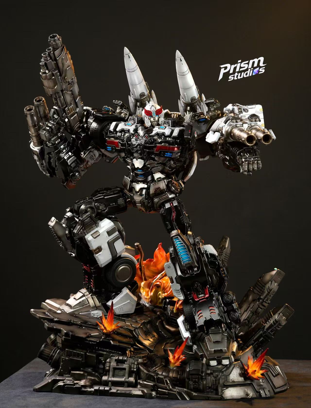 Prism Studio Prowl Transformers