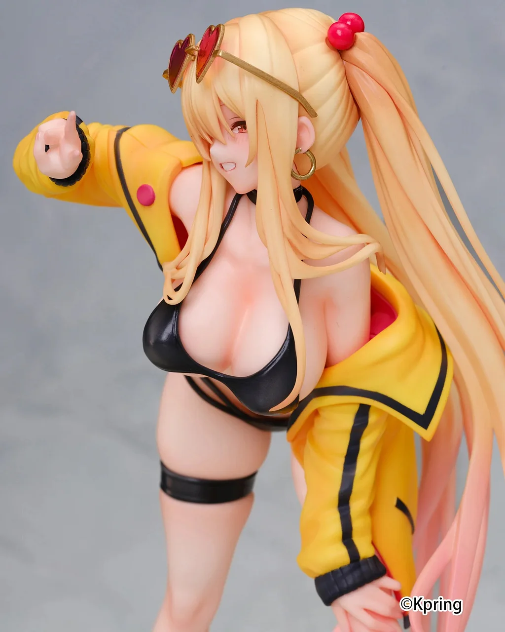 Gentlemen - Yuna & Little Lily Licensed Statue 