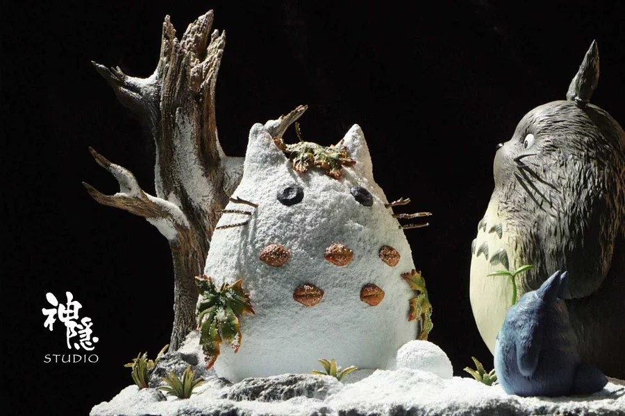 ShenYin Studio - Totoro play in the snowfield Statue(GK)