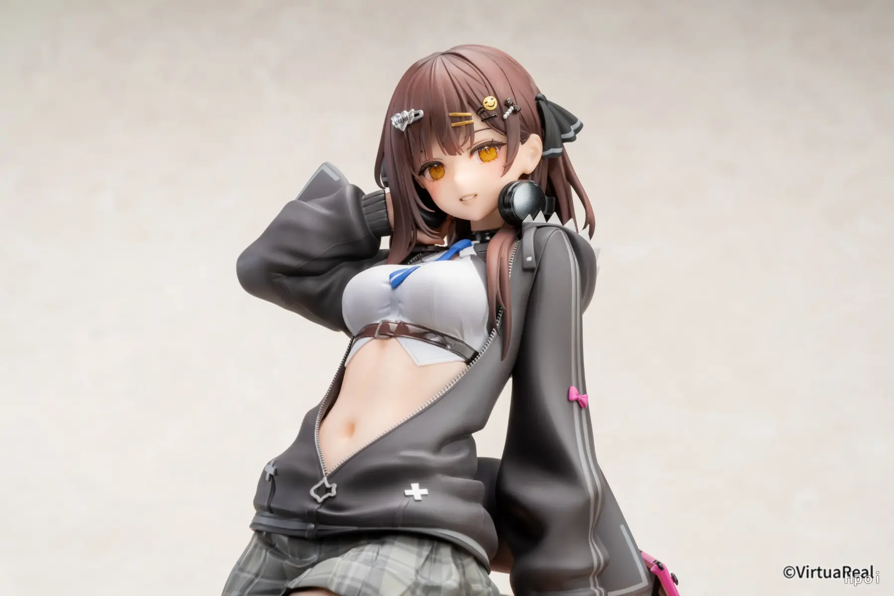 Reverse Studio - VirtuaReal Project Nana7mi 1/7 Shark Suit 2.0 (Licensed)Statue(GK) 