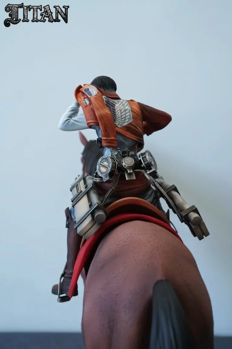 TAITAN Studio - Attack on Titan - Levi Ackerman 1/6 Statue(GK) 