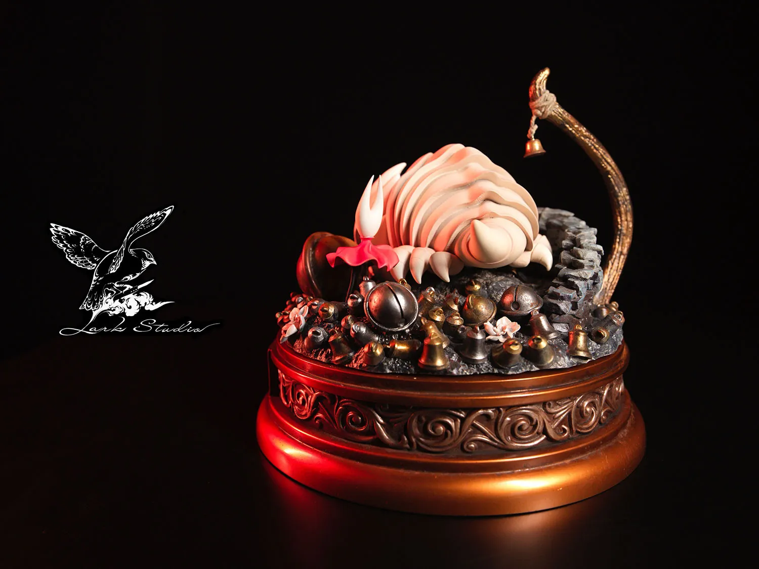 Lark Studio - Hornet X Bell Beast Hollow Knight: Silksong Statue 