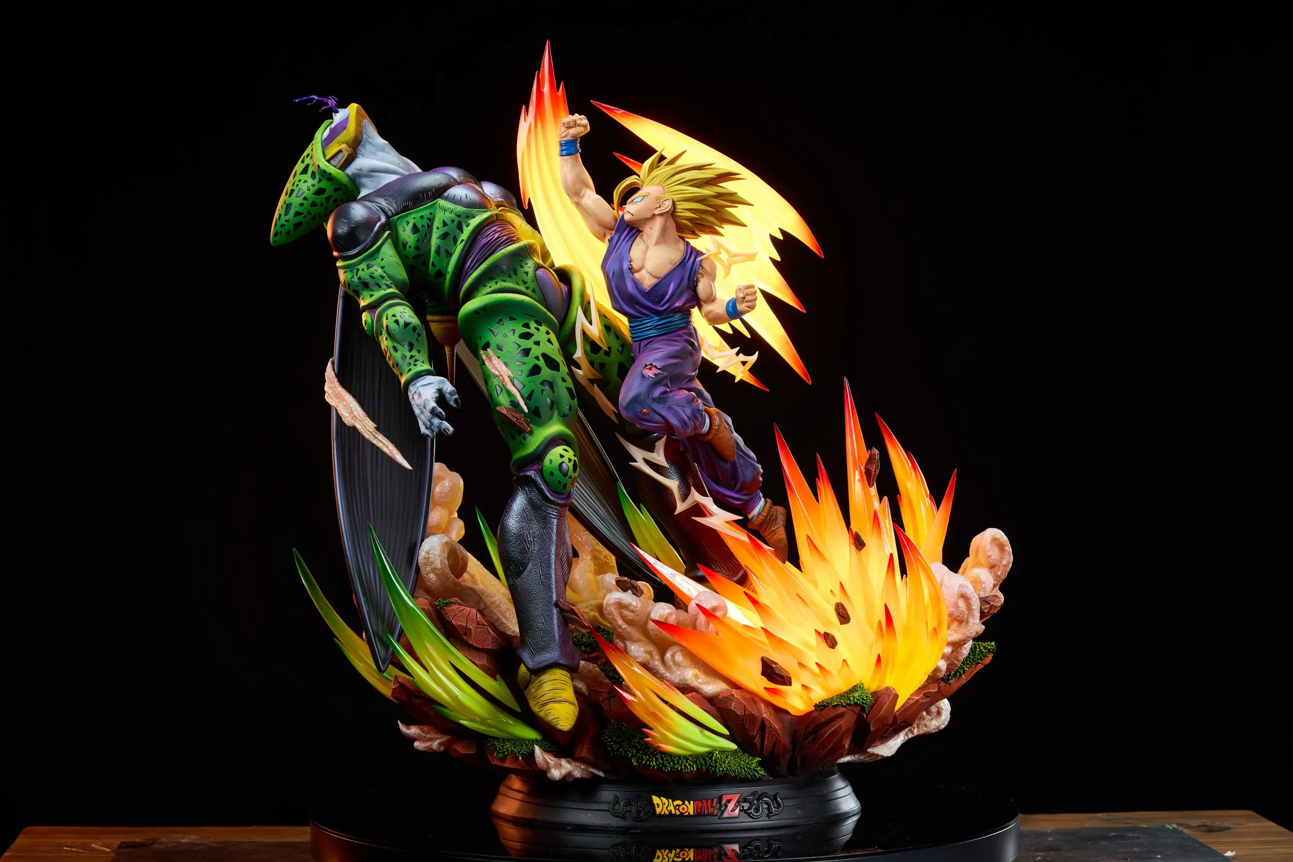 KD Collectibles Studio - Dragon Ball Gohan vs Cell  Statue(GK)