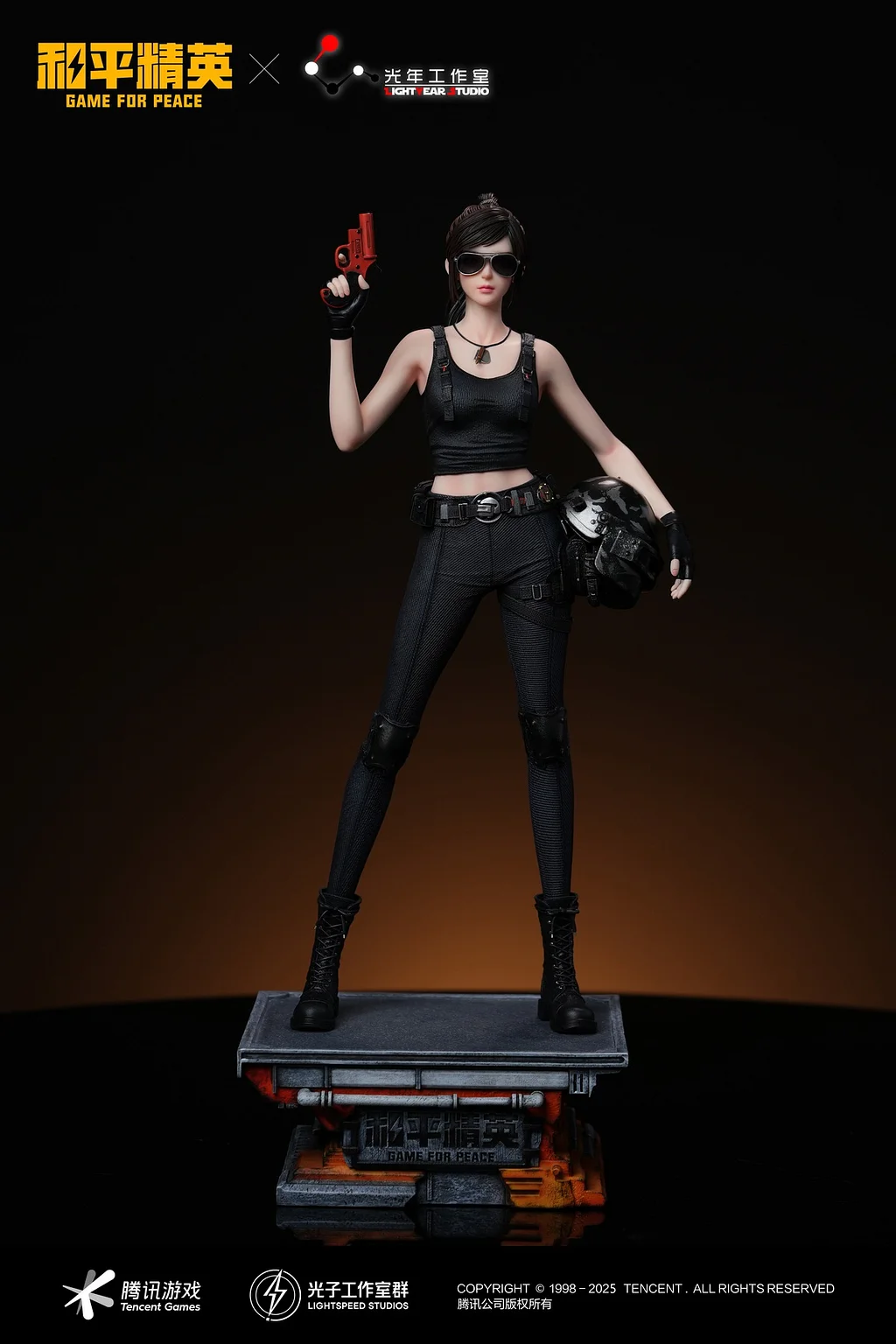 Light Year Studios-Jili & Helmet Man – PUBG Resin Statue