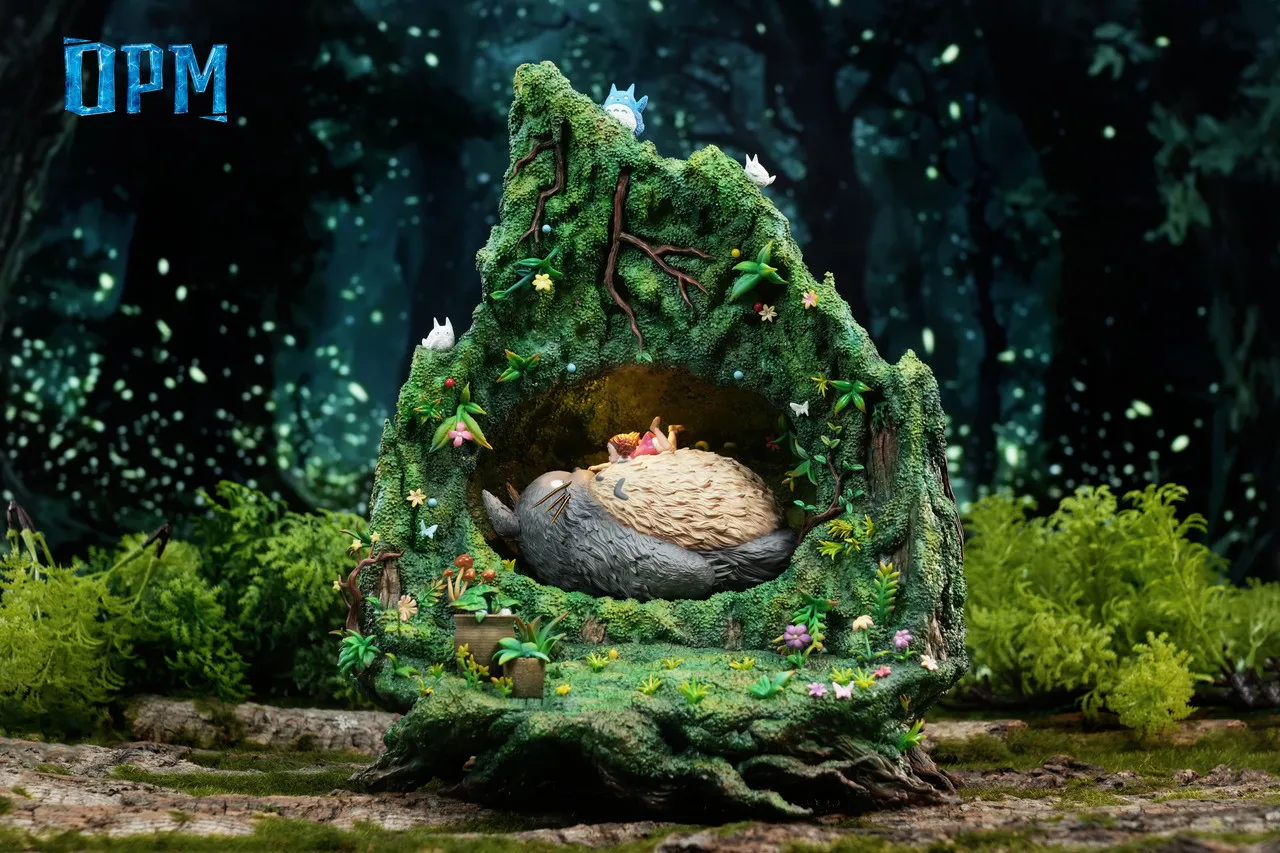 OPM Studio - Totoro in the tree hole Statue 