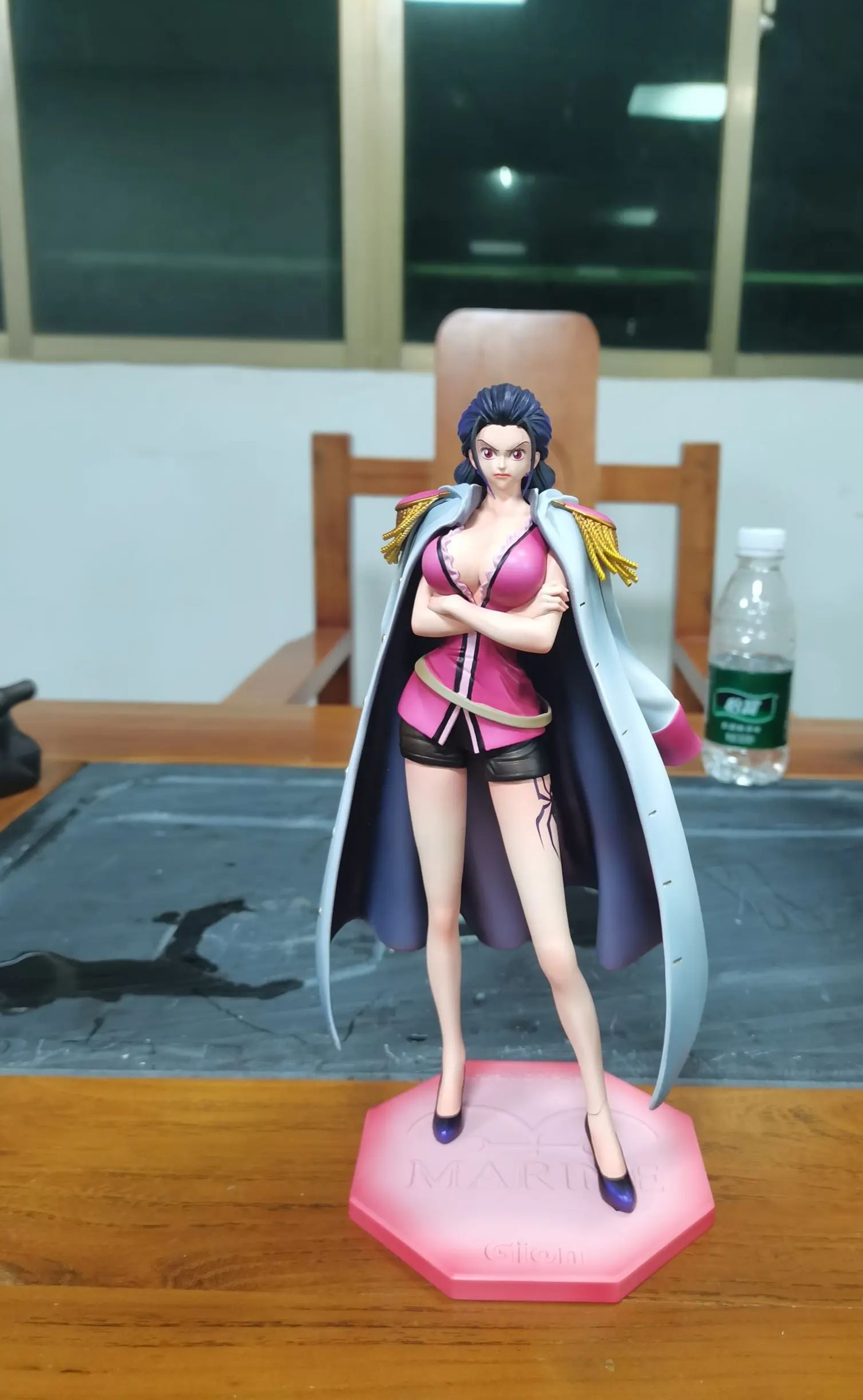 Tian Xie She Studio - One Piece Navy Series #11 Gion Statue