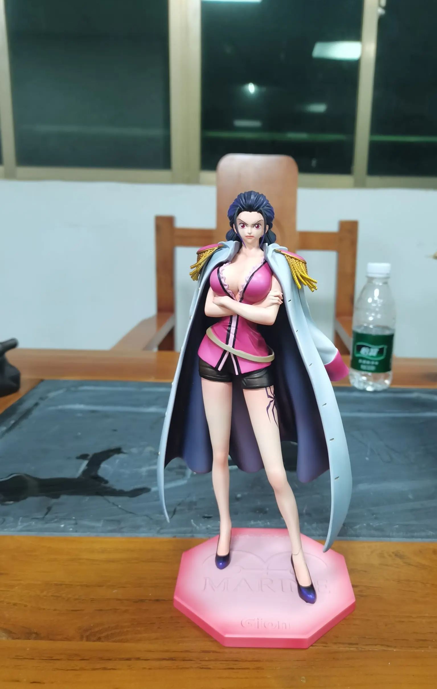 Tian Xie She Studio - One Piece Navy Series #11 Gion Statue