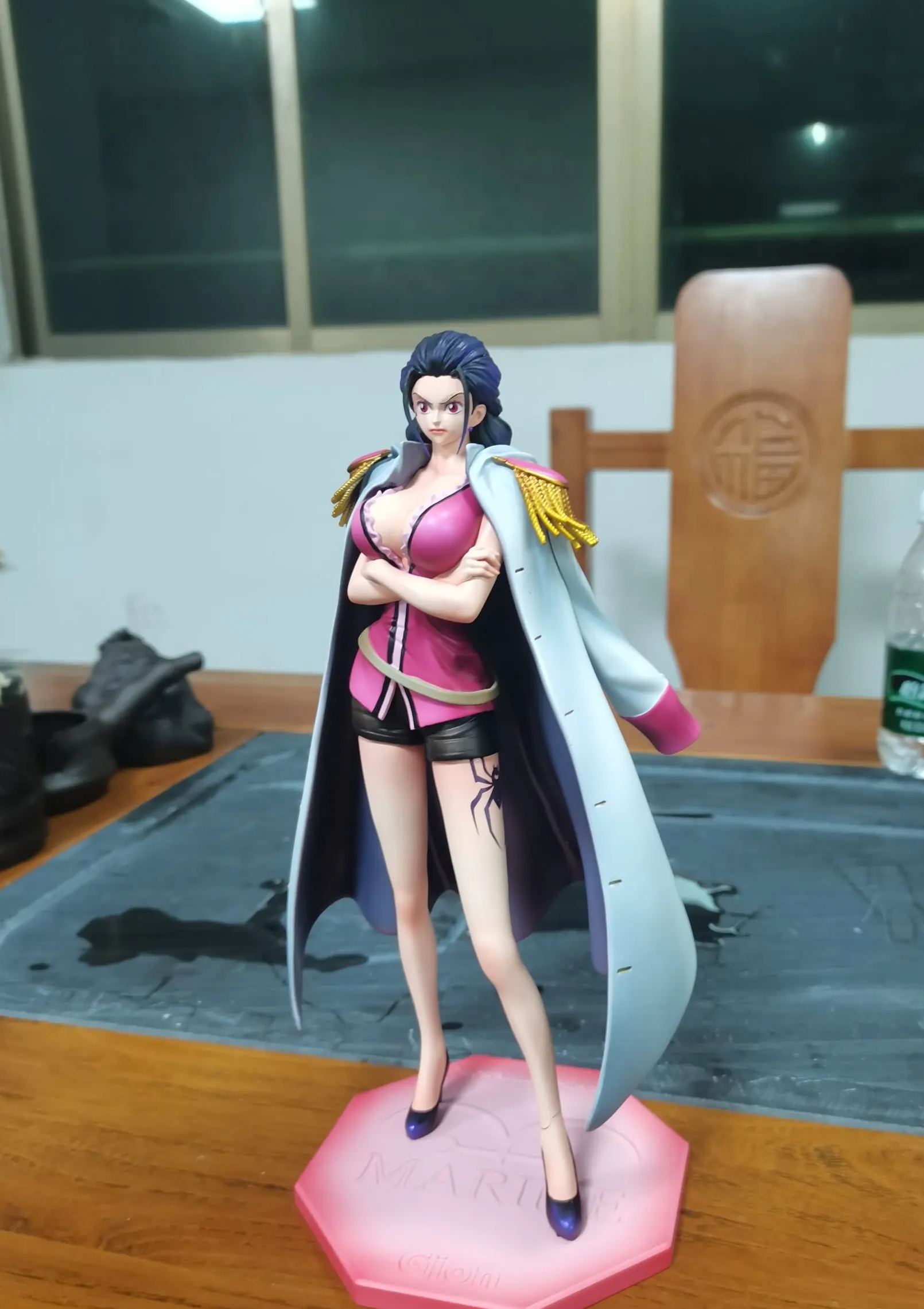 Tian Xie She Studio - One Piece Navy Series #11 Gion Statue