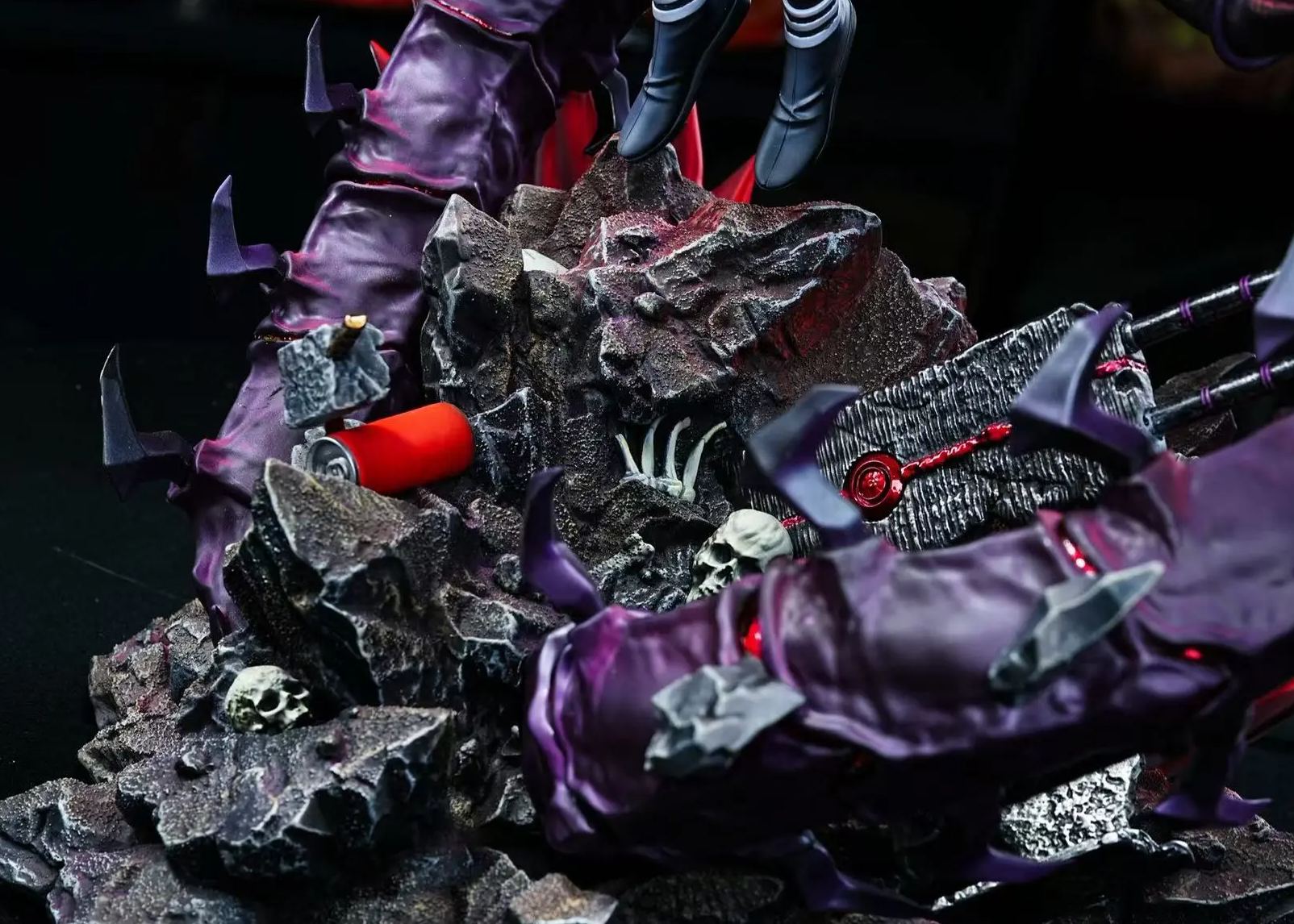 Damocles Studio - Kaneki Ken #1 Centipede Tokyo Ghoul Statue