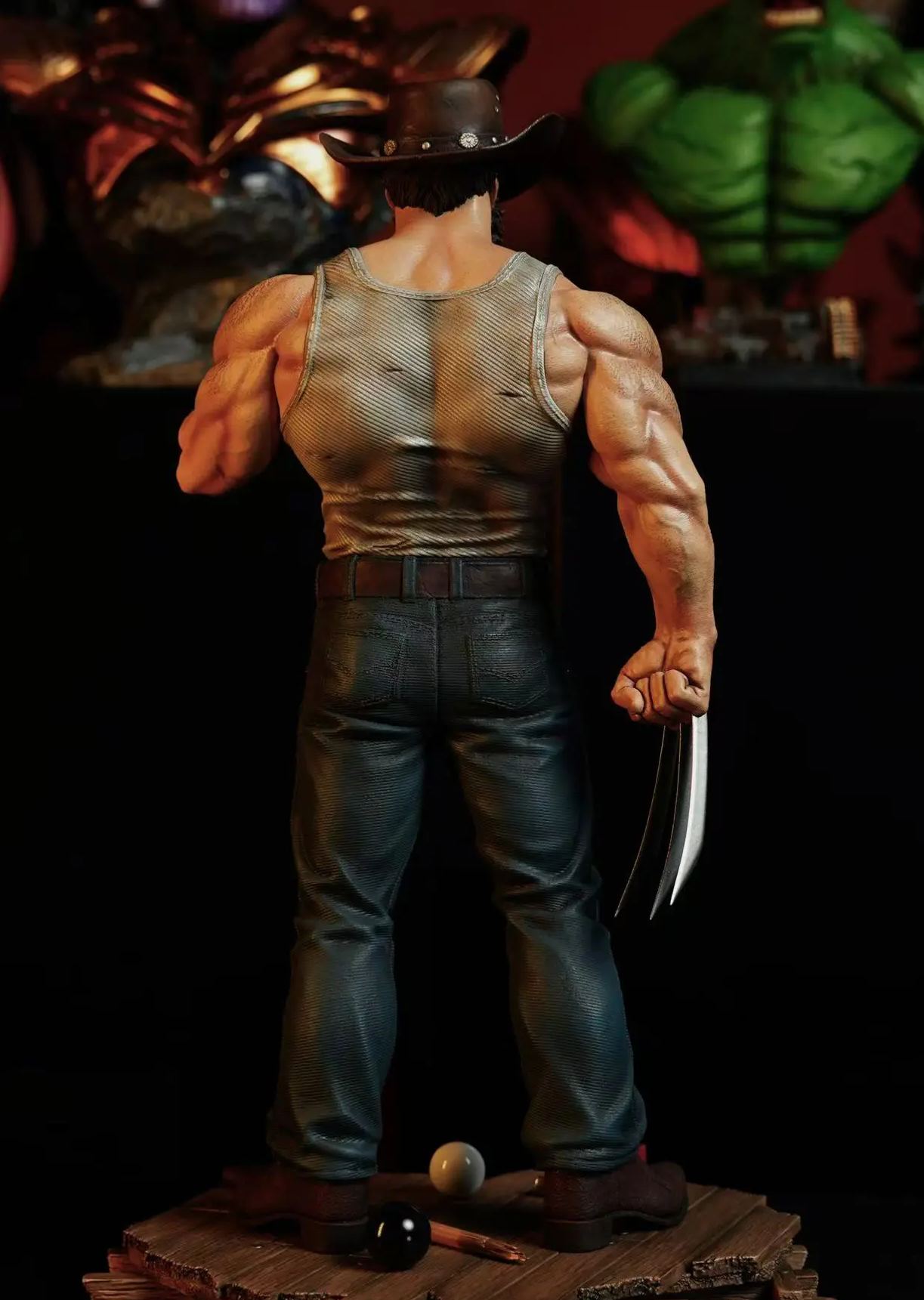 3109 Studio - Wolverine 1/4 Full Body Portrait Wolverine Statue