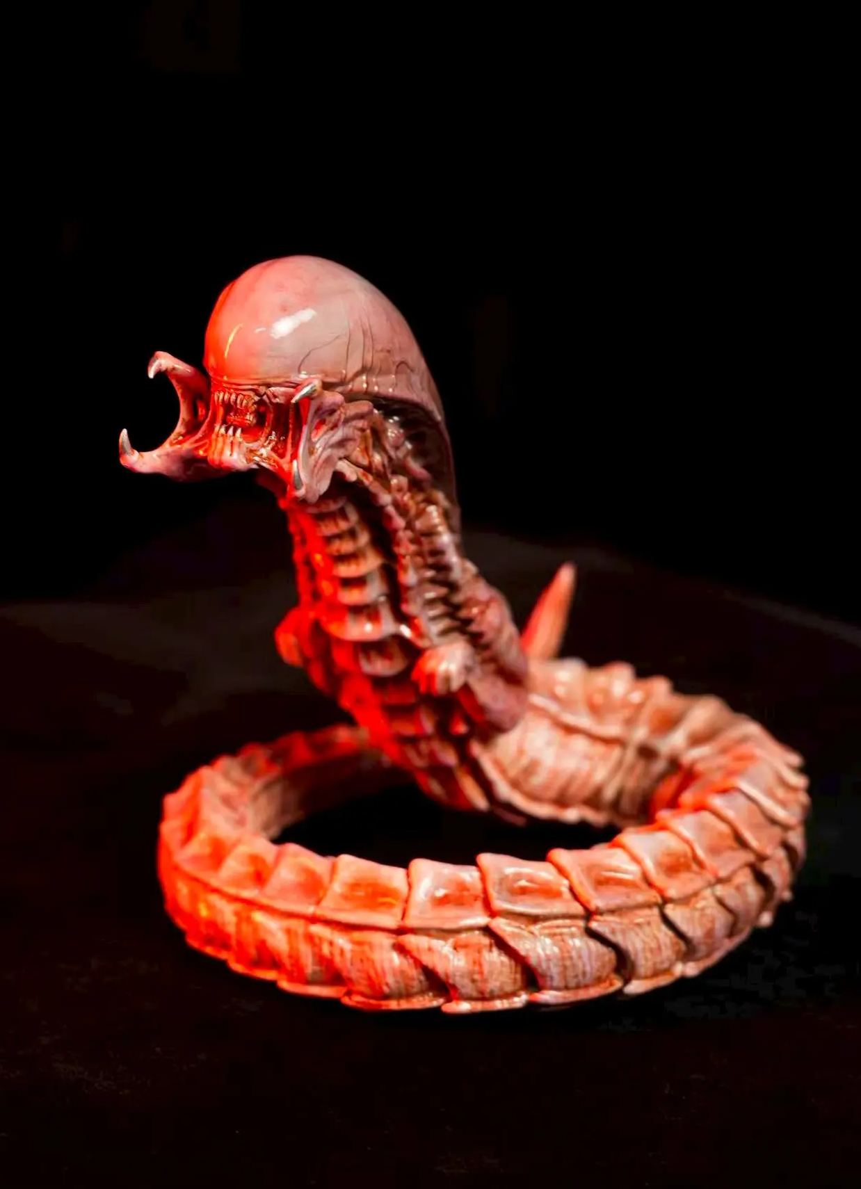 3109 Studio - Chestburster Alien vs. Predator Statue 