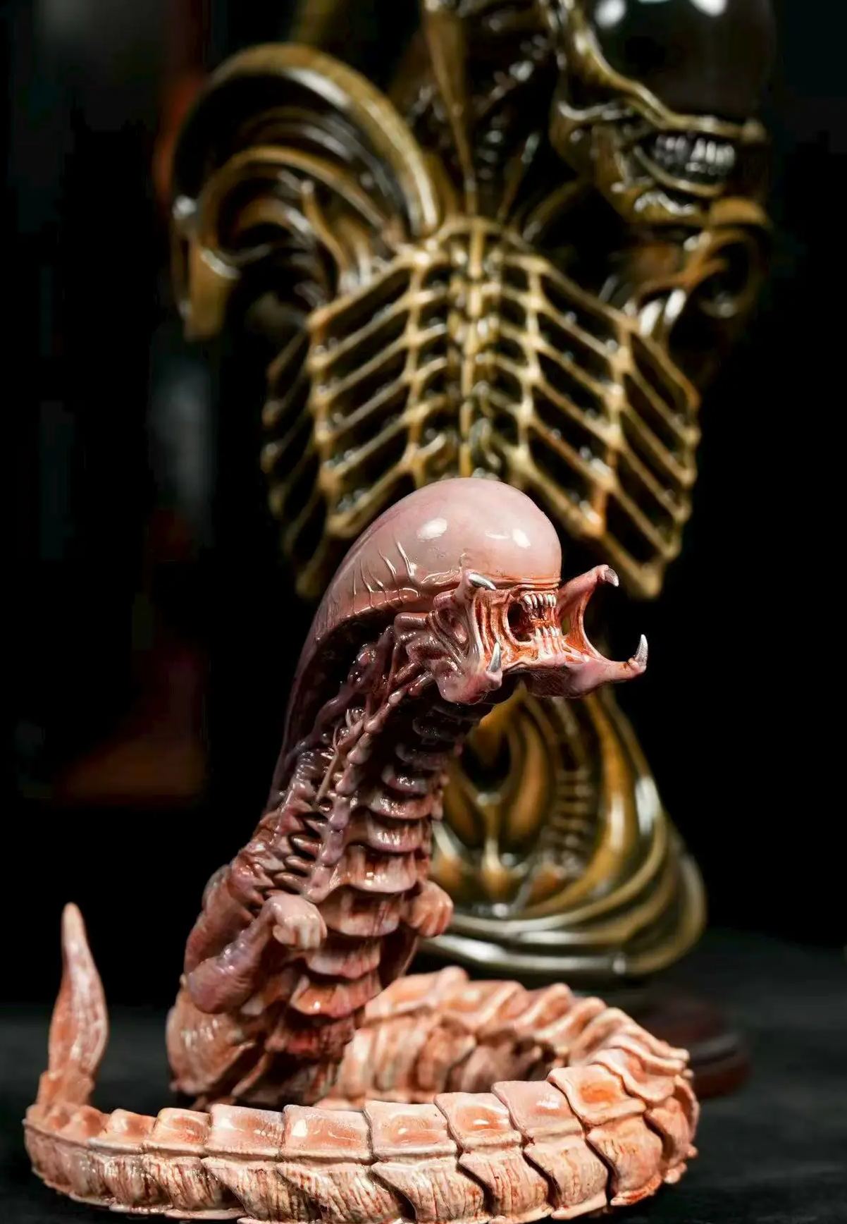 3109 Studio - Chestburster Alien vs. Predator Statue 