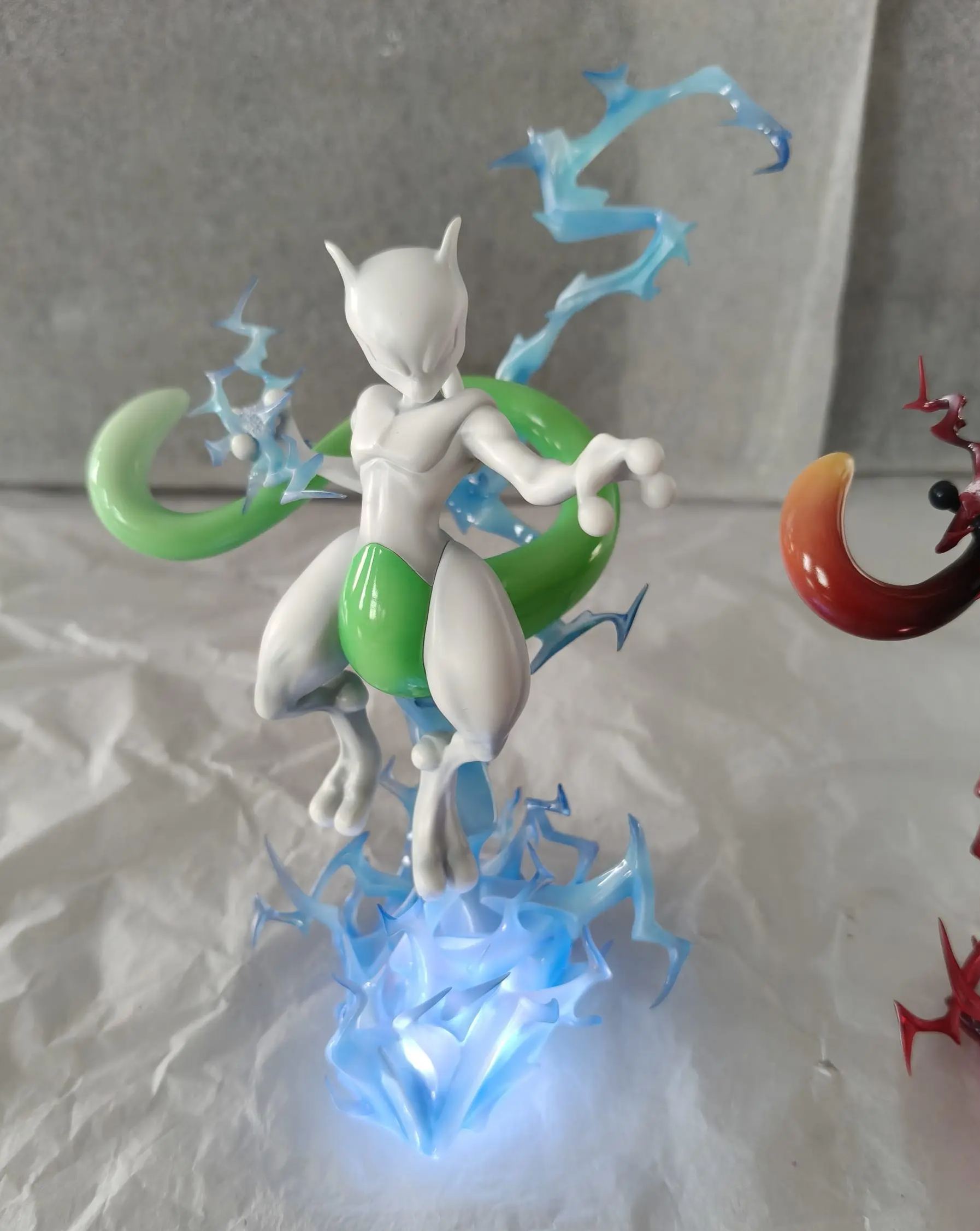 GD Studio - Pokemon Mewtwo Statue 