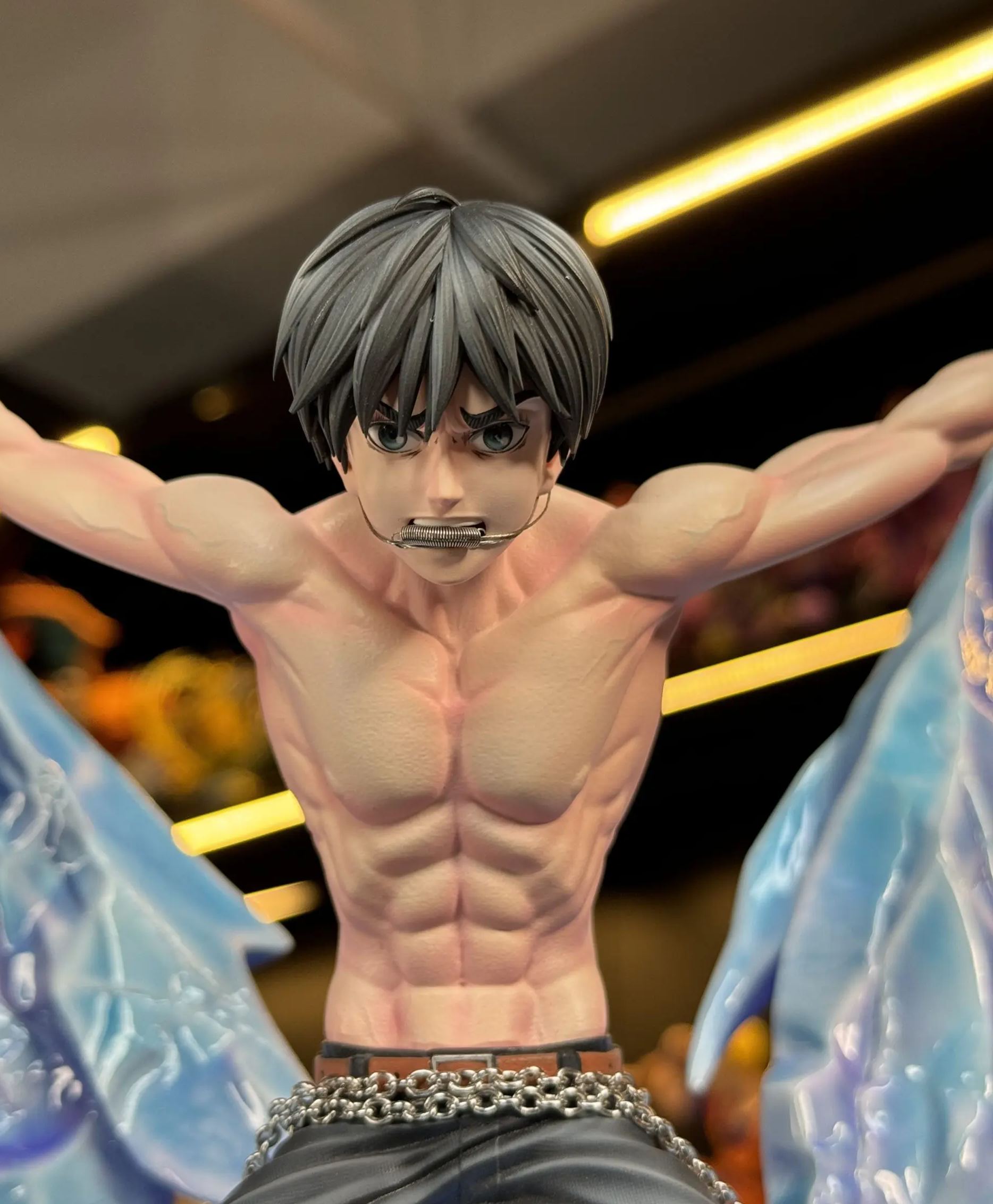 Mahakala Studio - Imprisoned Eren Attack on Titan Statue 