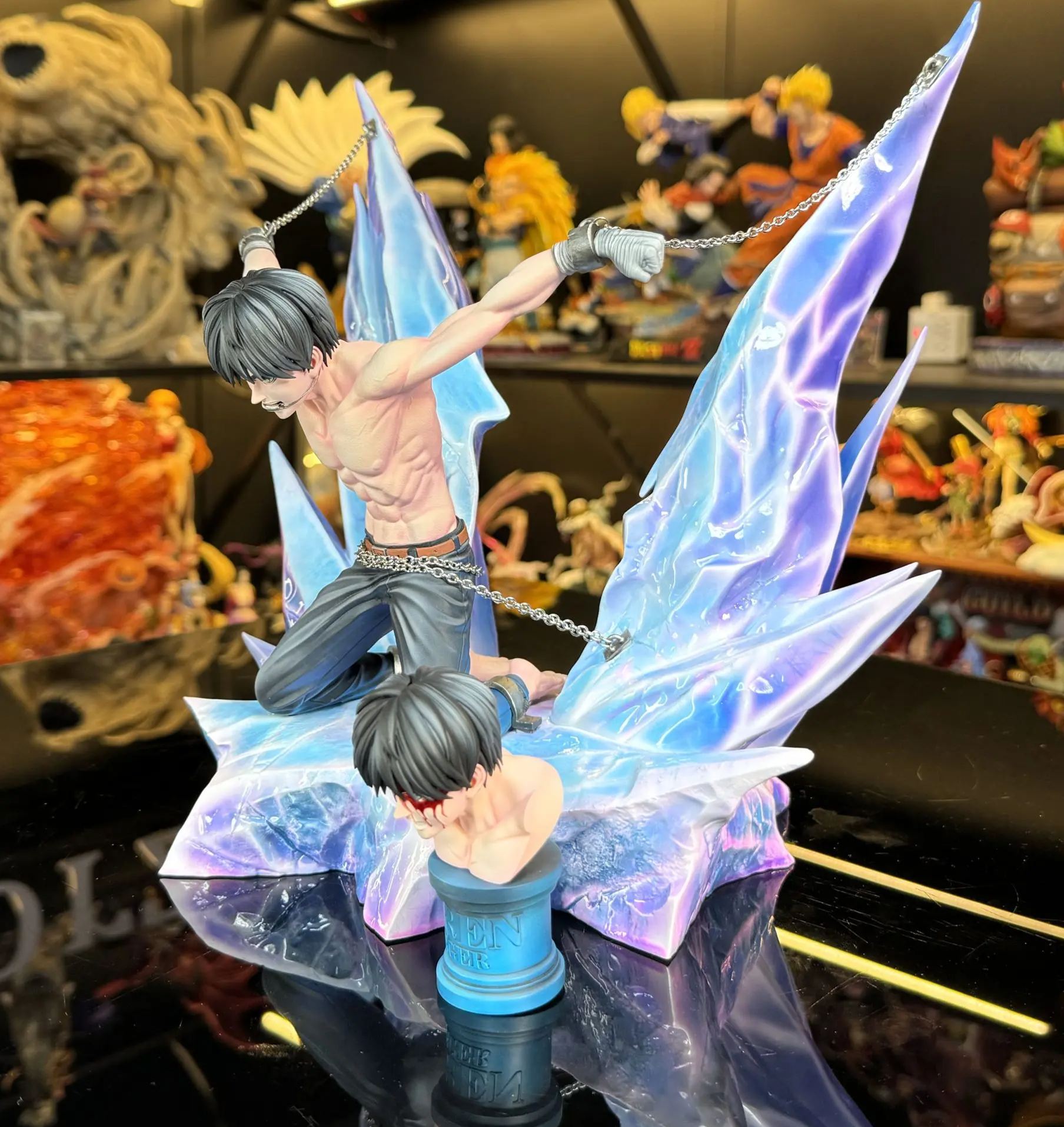 Mahakala Studio - Imprisoned Eren Attack on Titan Statue 