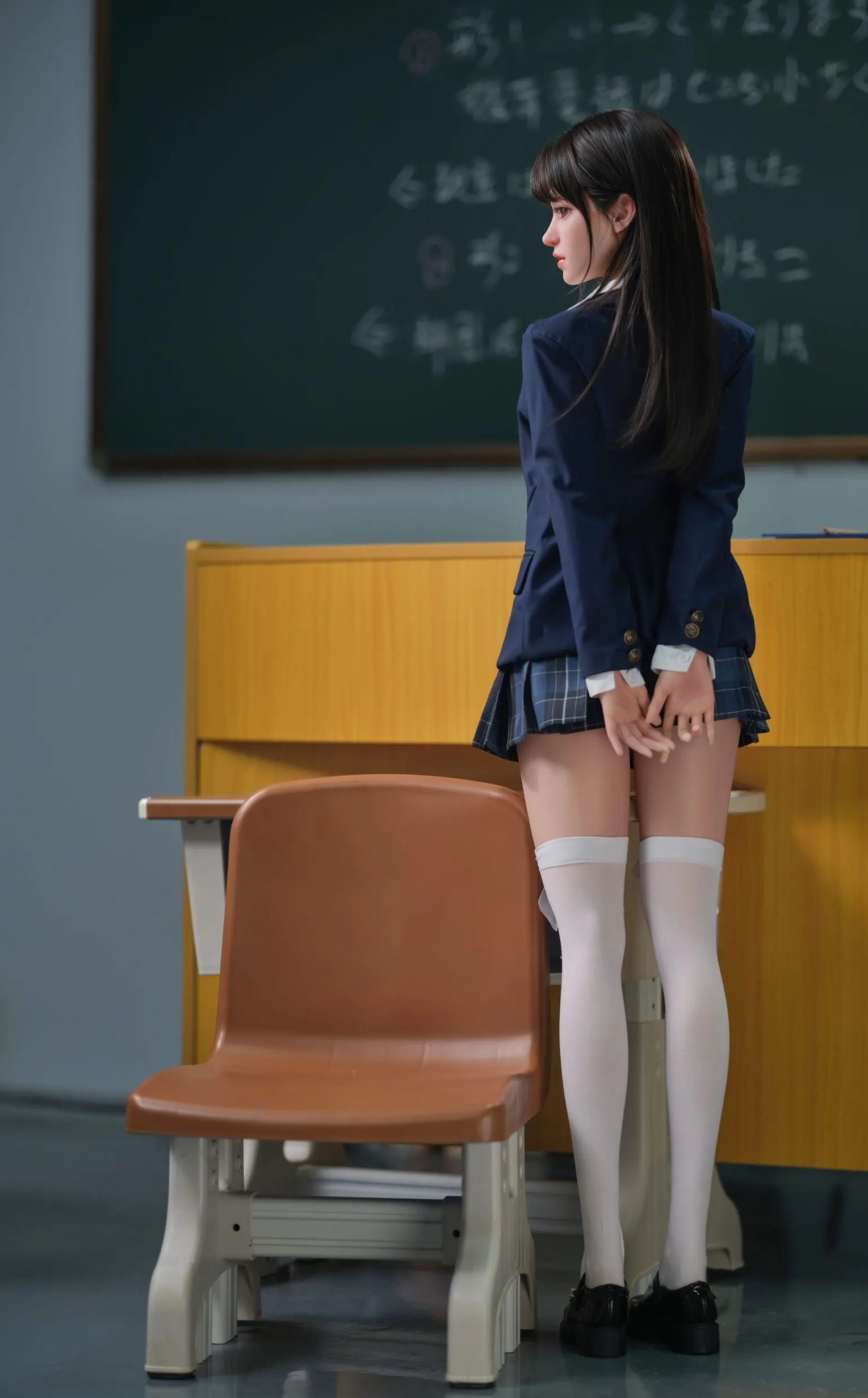 HSDoll - 135cm Height Articulated Premium Custom Silicone Doll (Licensed)Statue