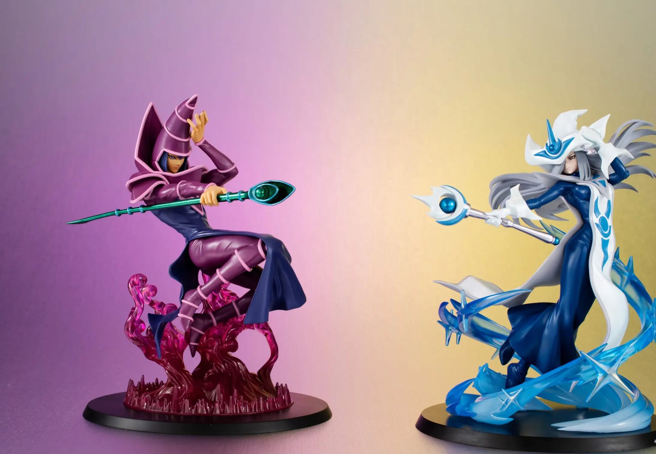 MegaHouse - MONSTERS CHRONICLE Yu-Gi-Oh! Duel Monsters Dark Magician X Silent Magician Complete Figure (Licensed)Statue 