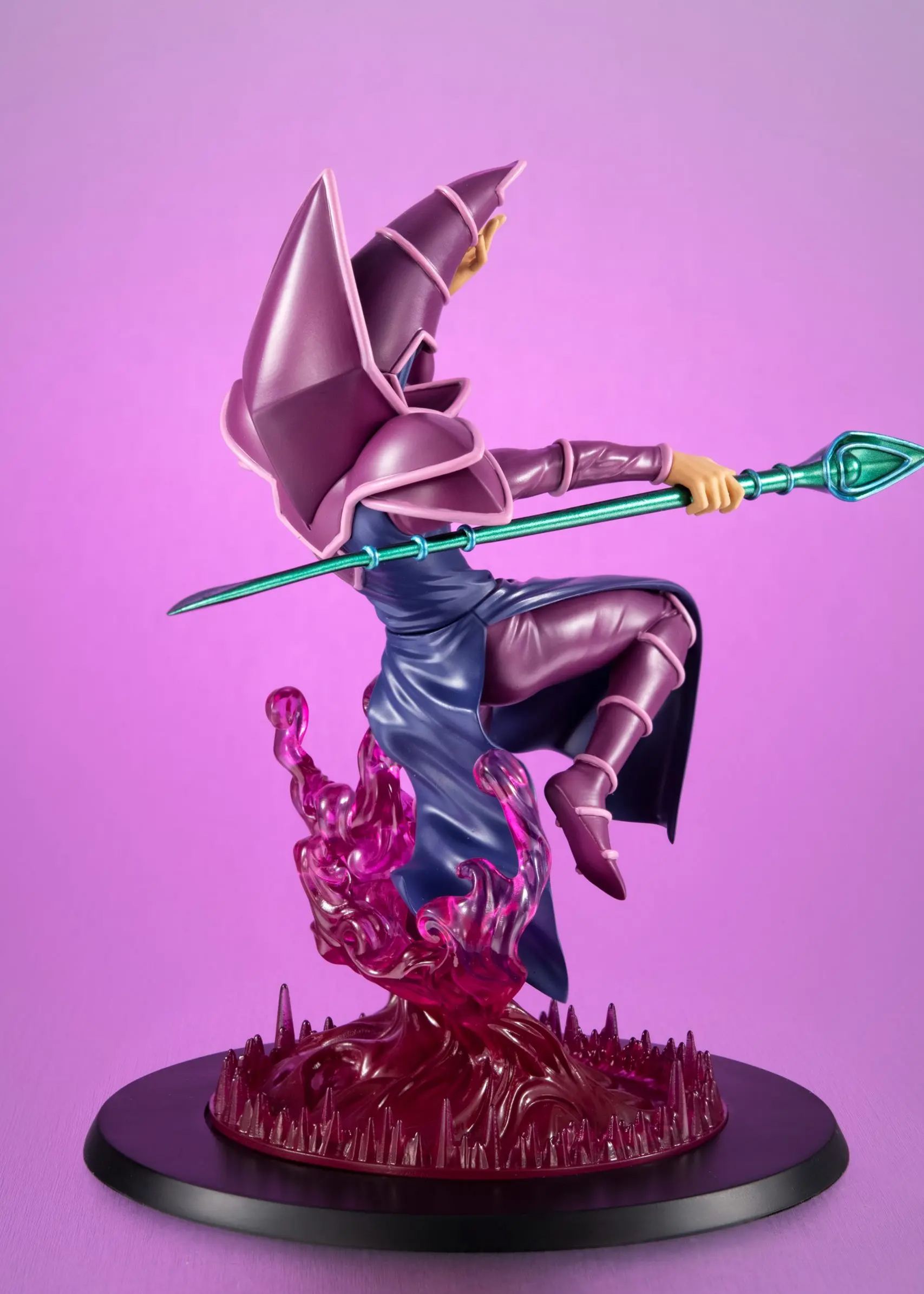 MegaHouse - MONSTERS CHRONICLE Yu-Gi-Oh! Duel Monsters Dark Magician X Silent Magician Complete Figure (Licensed)Statue 