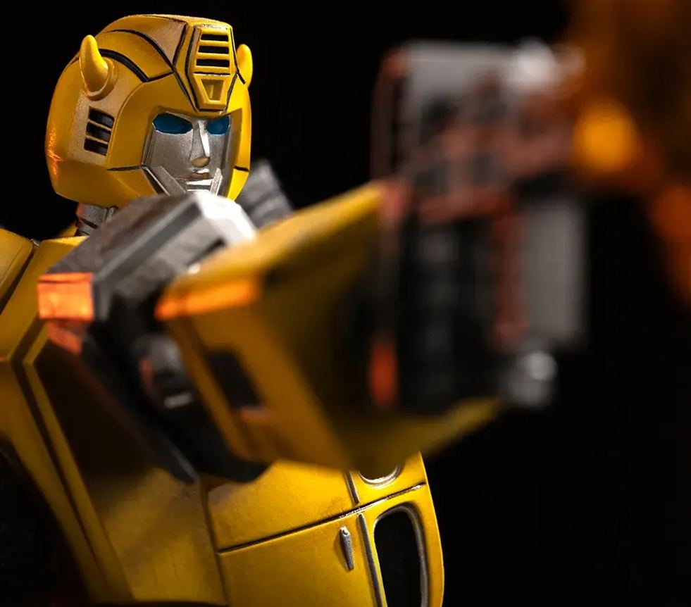 Iron Studio - Bumblebee Transformers - Art Scale HASBR132425-10 Statue Licensed