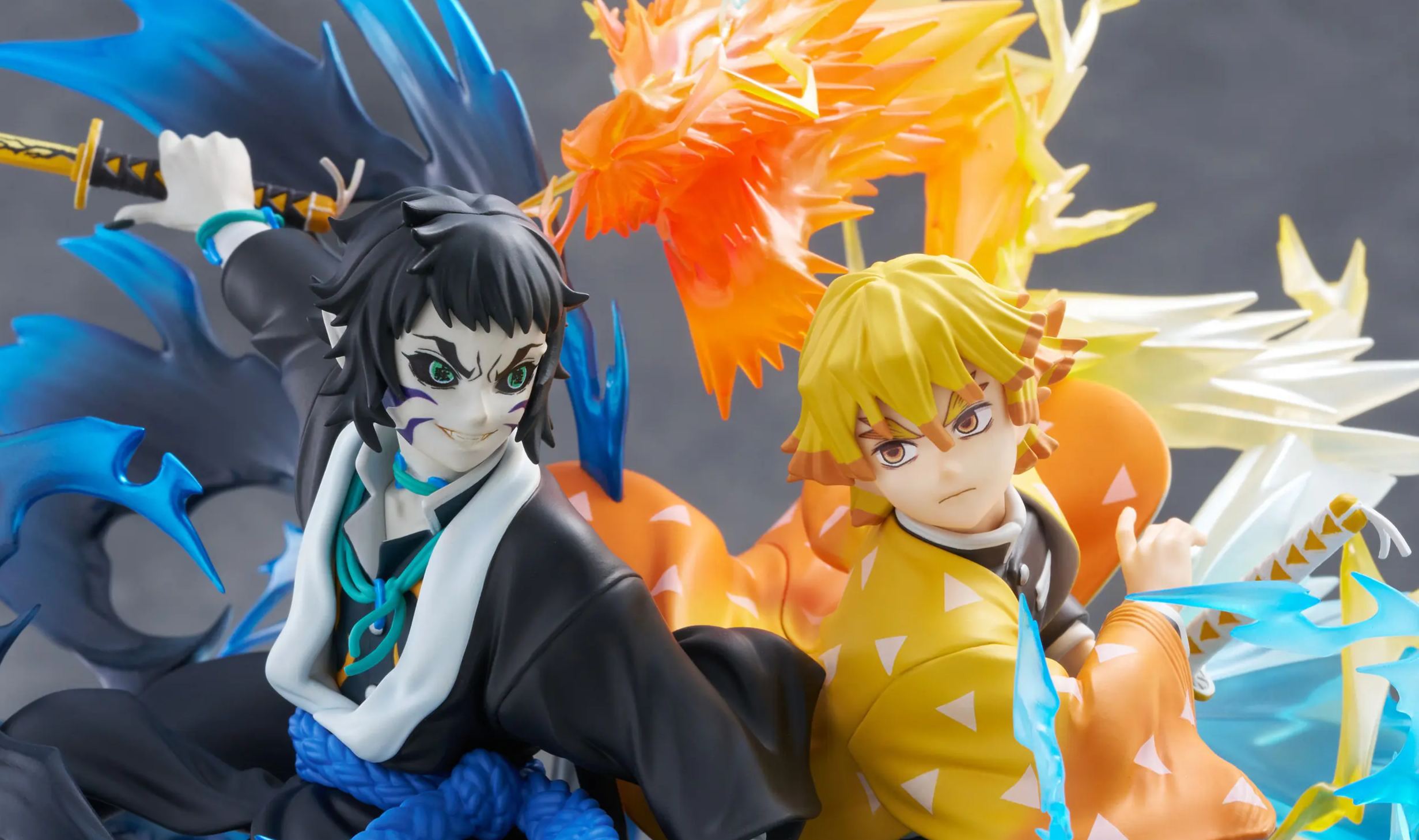 Aniplex - Demon Slayer: Kimetsu no Yaiba Zenitsu Agatsuma X Kaigaku NON Scale Figure Licensed Statue