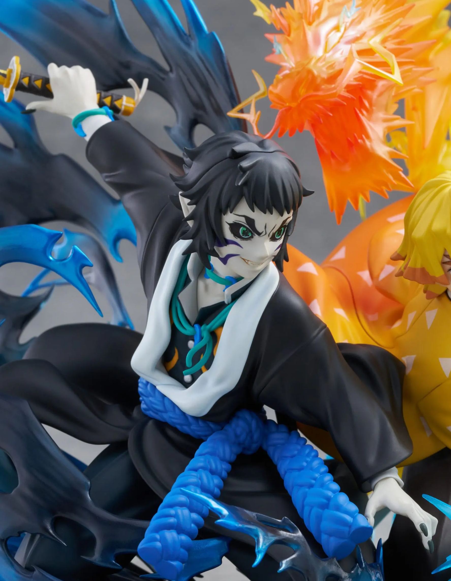 Aniplex - Demon Slayer: Kimetsu no Yaiba Zenitsu Agatsuma X Kaigaku NON Scale Figure Licensed Statue