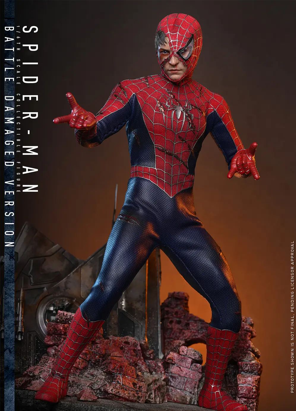 Hottoys - 1/6 Spider-Man Tobey Maguire Battle Damaged Version Action Figure MMS859 Licensed 