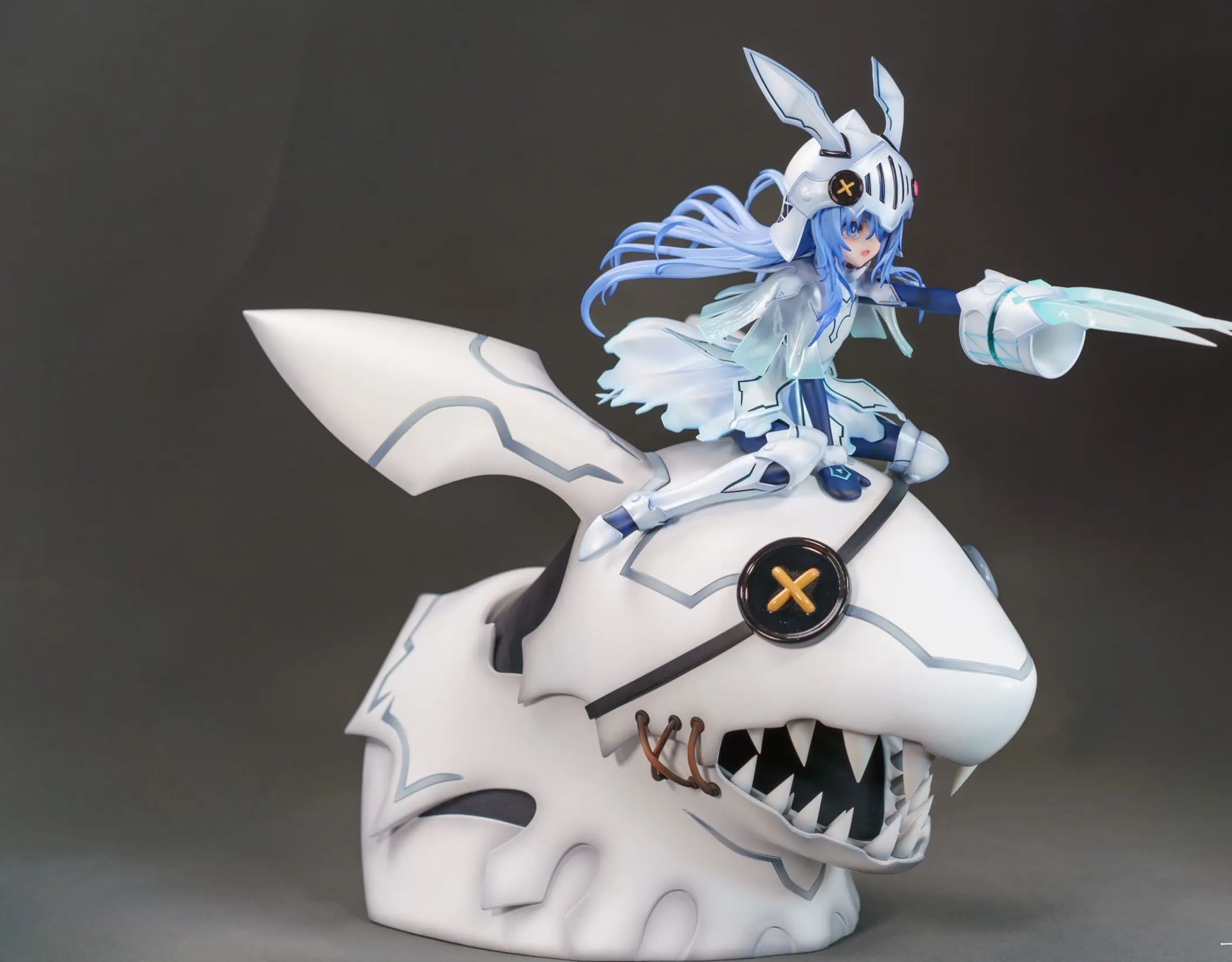 ZTR Studio - Frozen Armor Yoshino Date A Live Statue