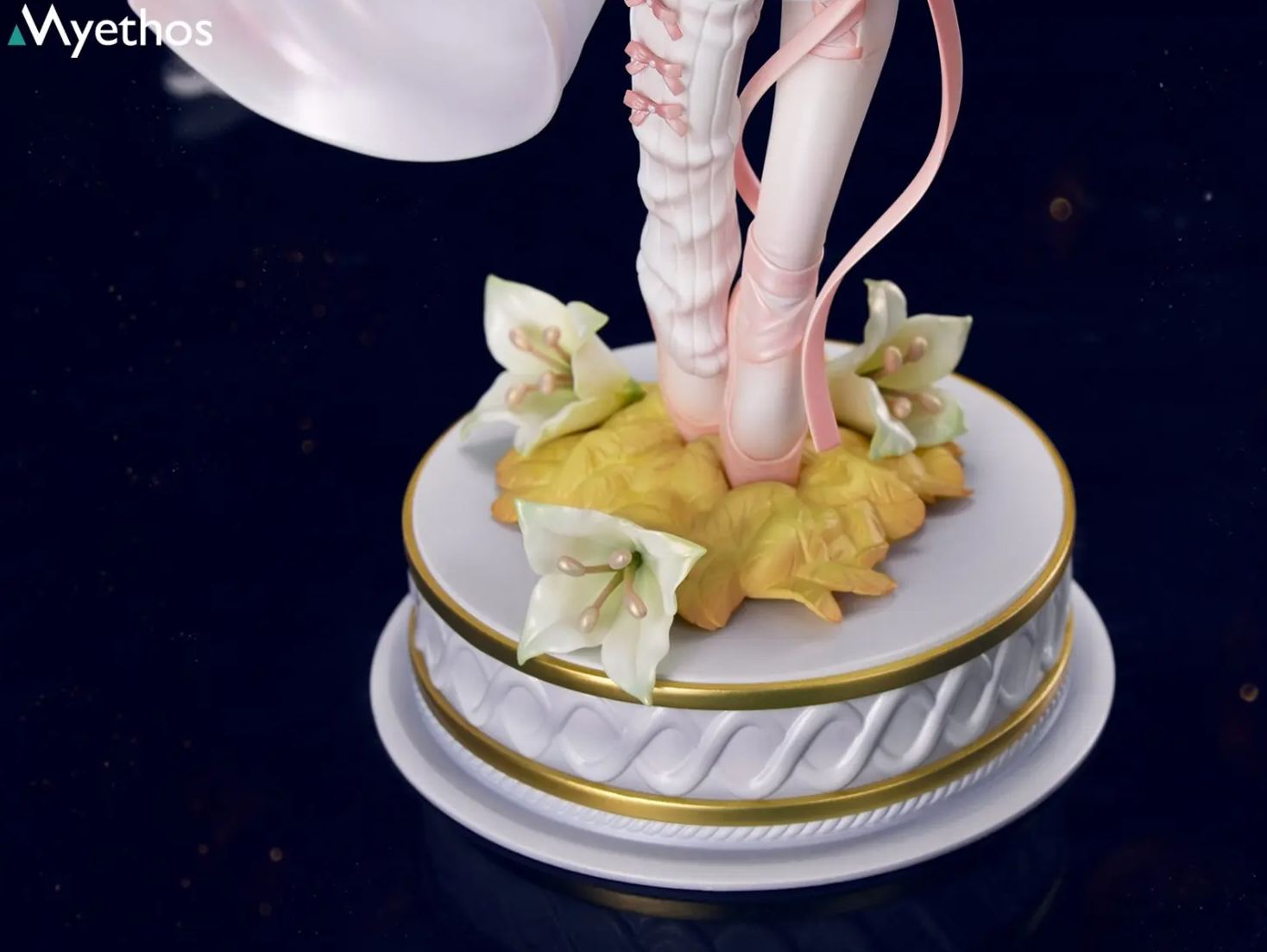 Myethos - Original FairyTale Another Swan Lake  Figure Licensed 