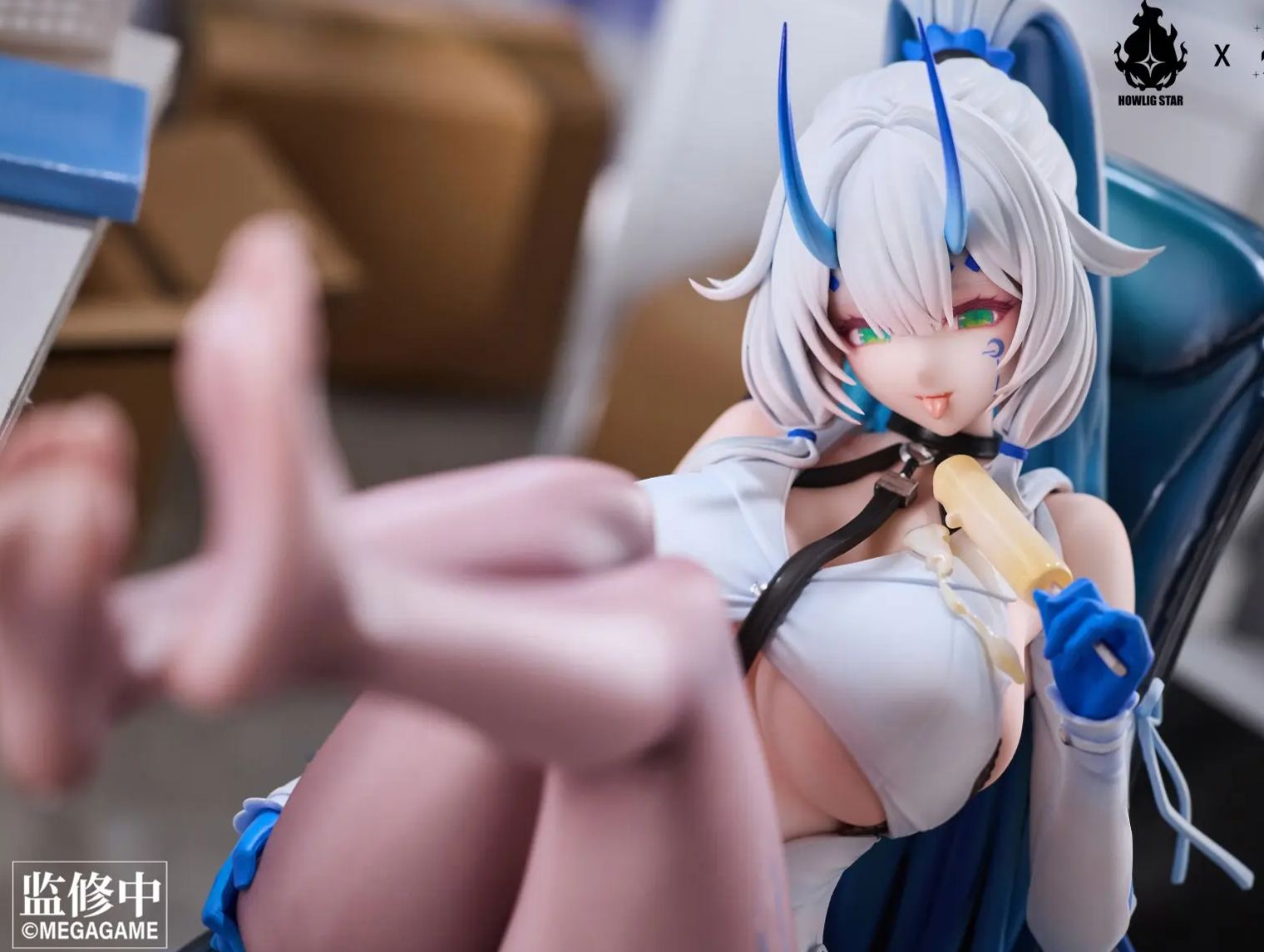 Howling Star - Cross Core Midnight Chill Sweetness 1/6 Scale Figure Licensed Statue 