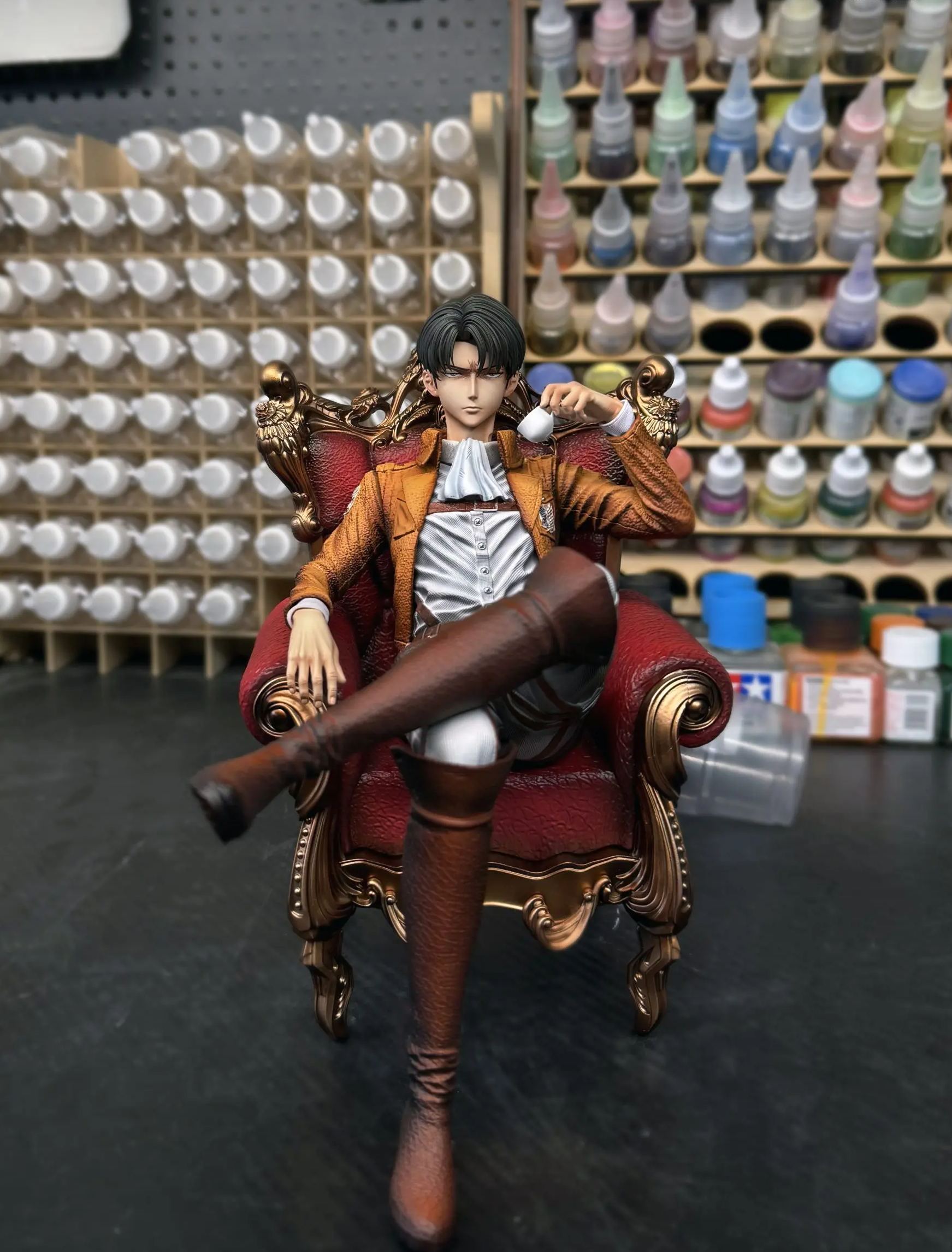 ReBorn Studio - Levi Ackerman Drinking Tea Attack on Titan Statue