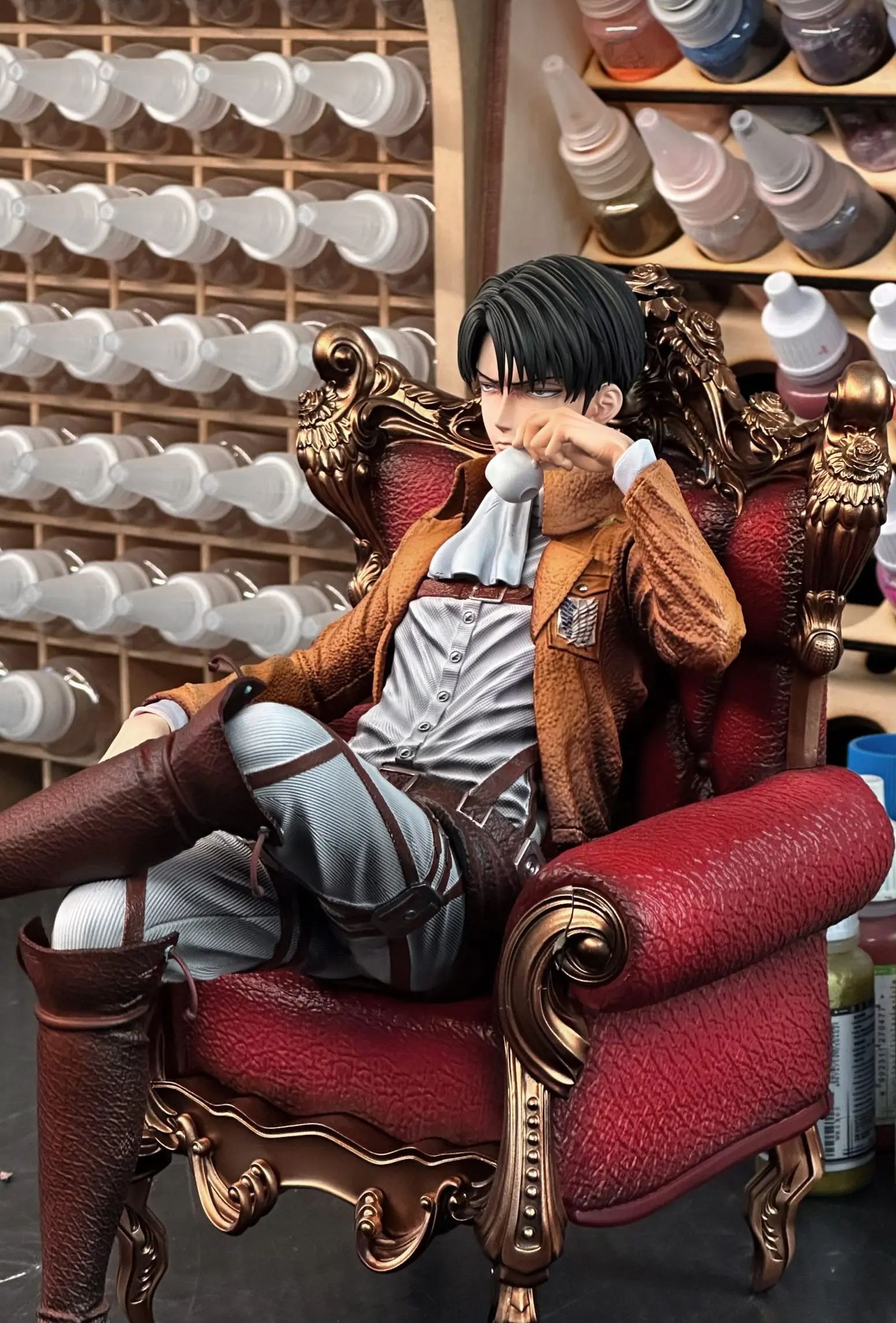 ReBorn Studio - Levi Ackerman Drinking Tea Attack on Titan Statue